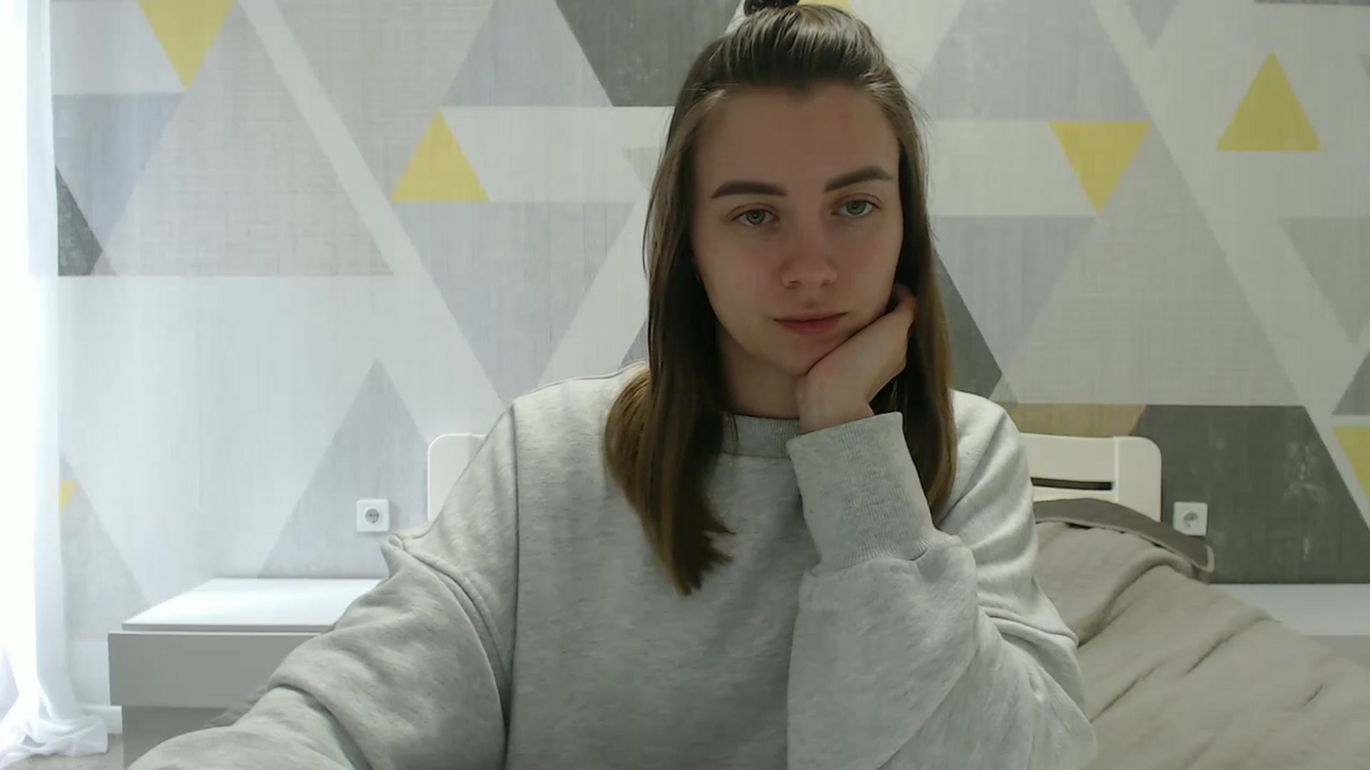 Gallery image thumbnail from Sulfate0's myfreecams stream on, 04/05/2025, 08:12 image 9 of 20