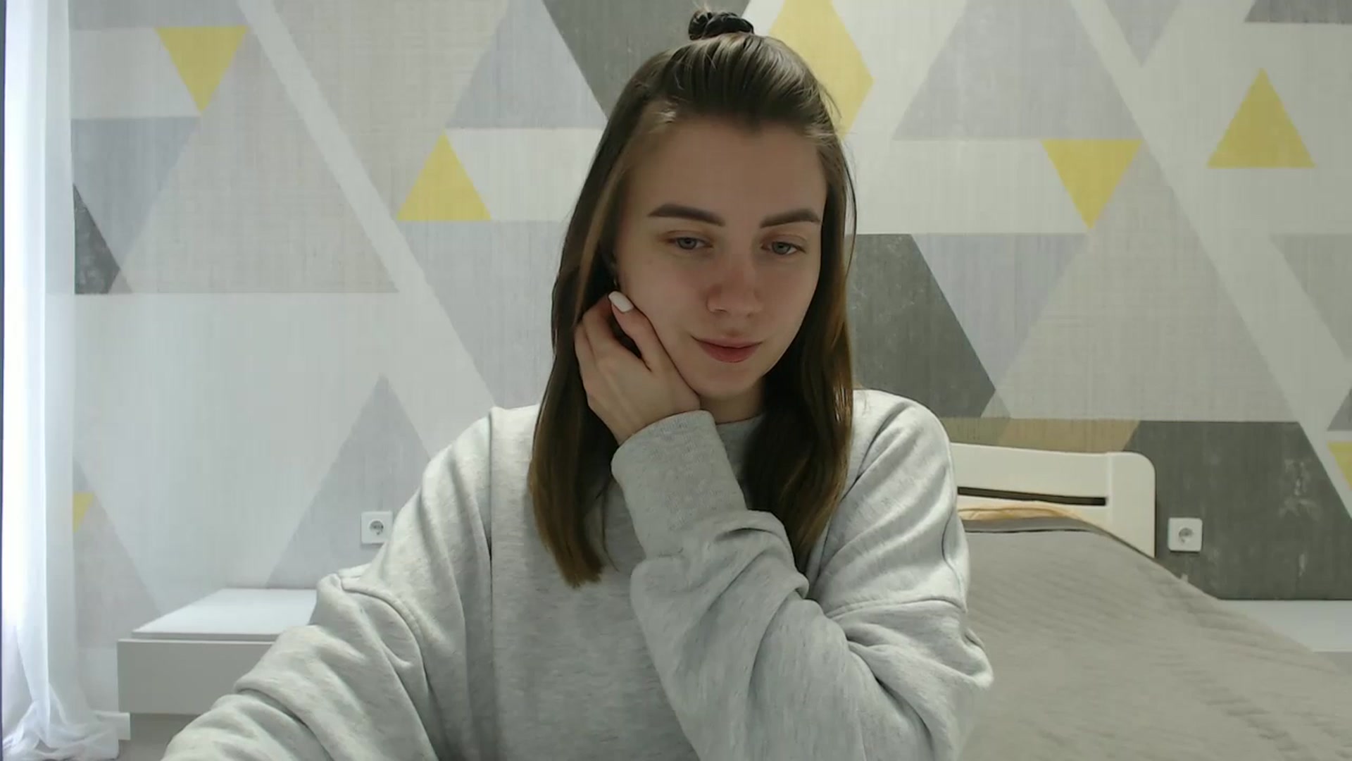 Gallery image thumbnail from Sulfate0's myfreecams stream on, 04/05/2025, 09:13 image 17 of 20