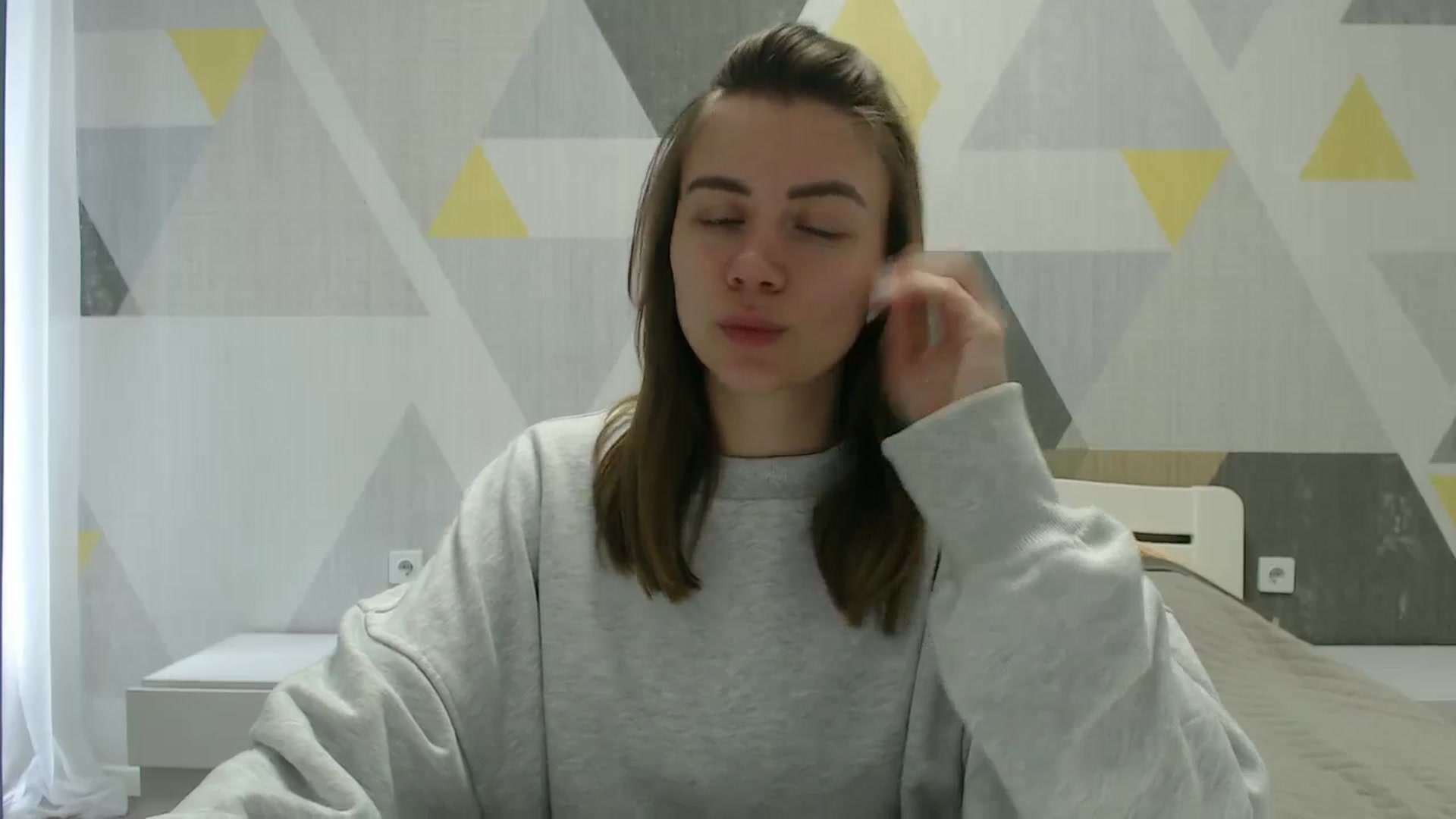 Gallery image thumbnail from Sulfate0's myfreecams stream on, 04/05/2025, 09:13 image 3 of 20