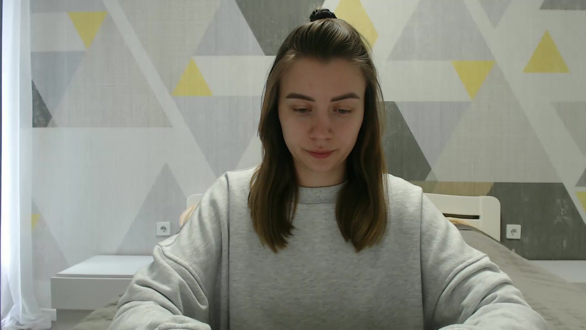 Gallery image thumbnail from Sulfate0's myfreecams stream on, 04/05/2025, 09:13 image 10 of 20