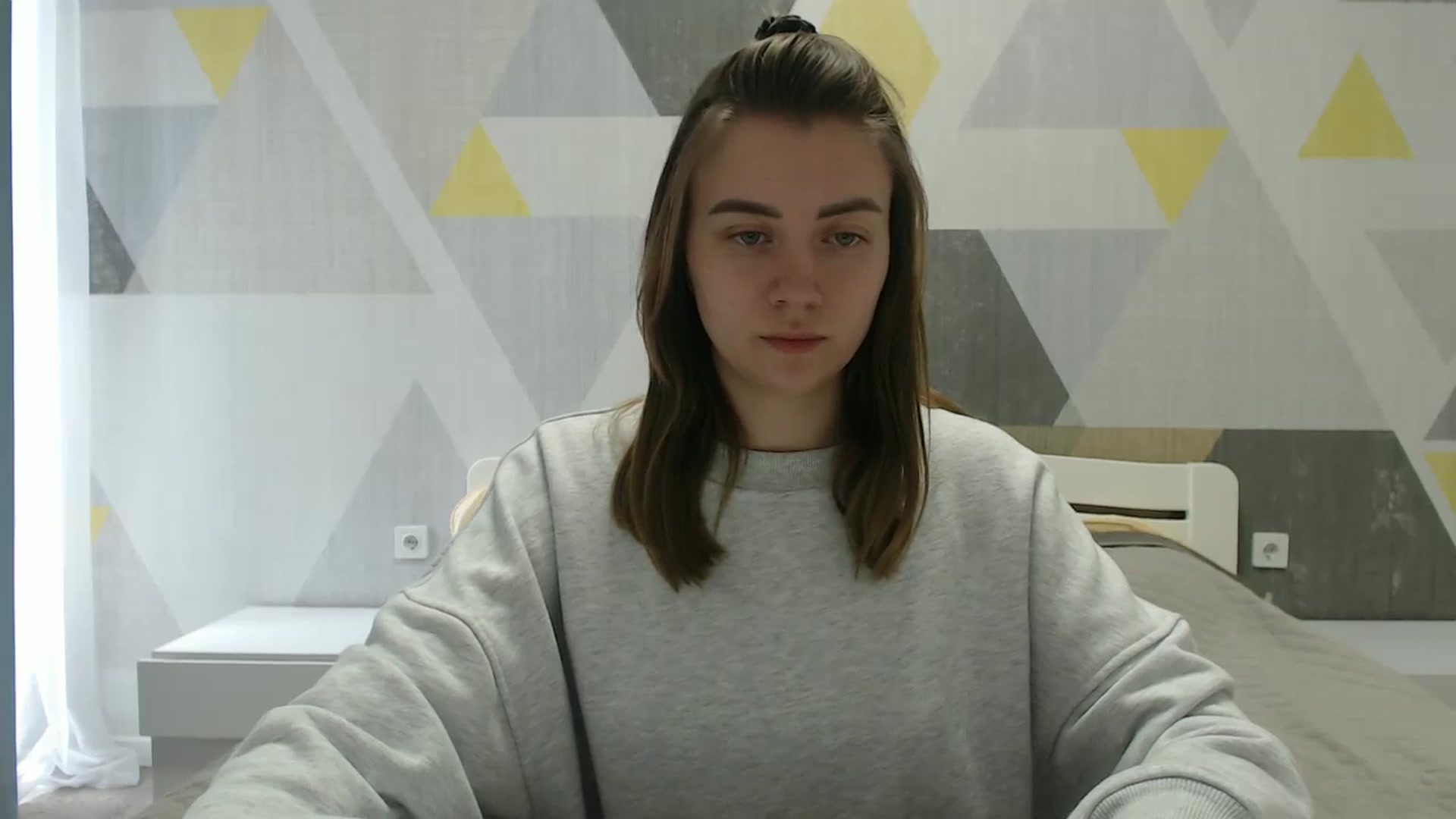 Gallery image thumbnail from Sulfate0's myfreecams stream on, 04/05/2025, 09:39 image 16 of 20