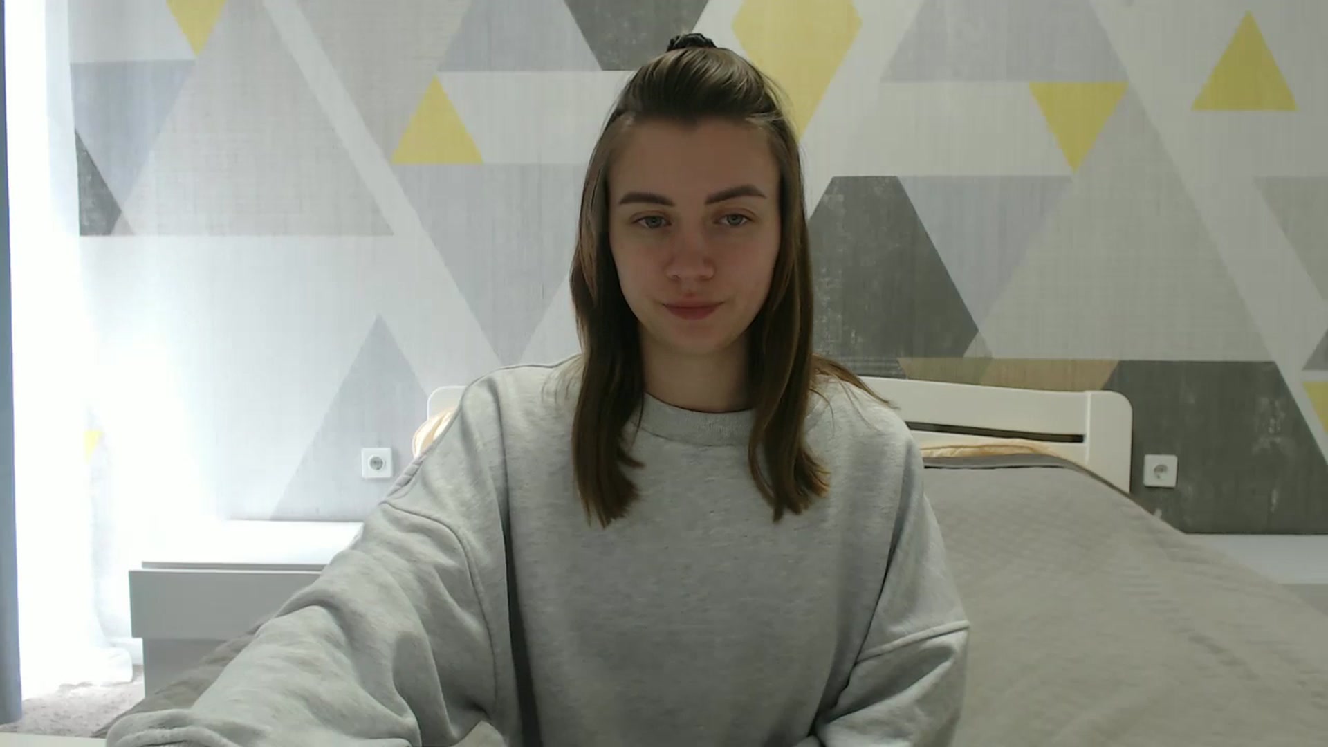 Gallery image thumbnail from Sulfate0's myfreecams stream on, 04/05/2025, 09:39 image 10 of 20