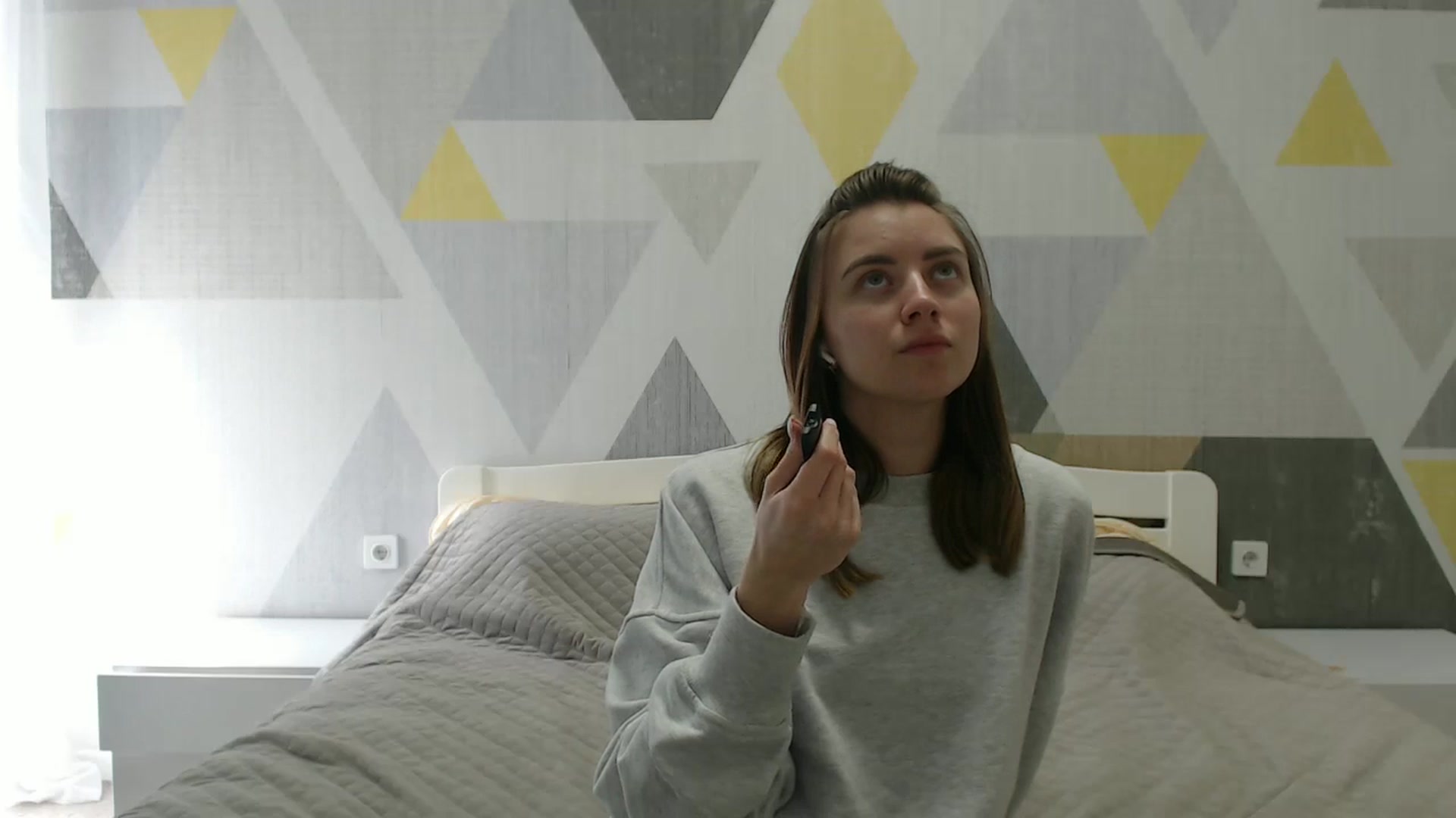 Gallery image thumbnail from Sulfate0's myfreecams stream on, 04/05/2025, 10:41 image 17 of 20
