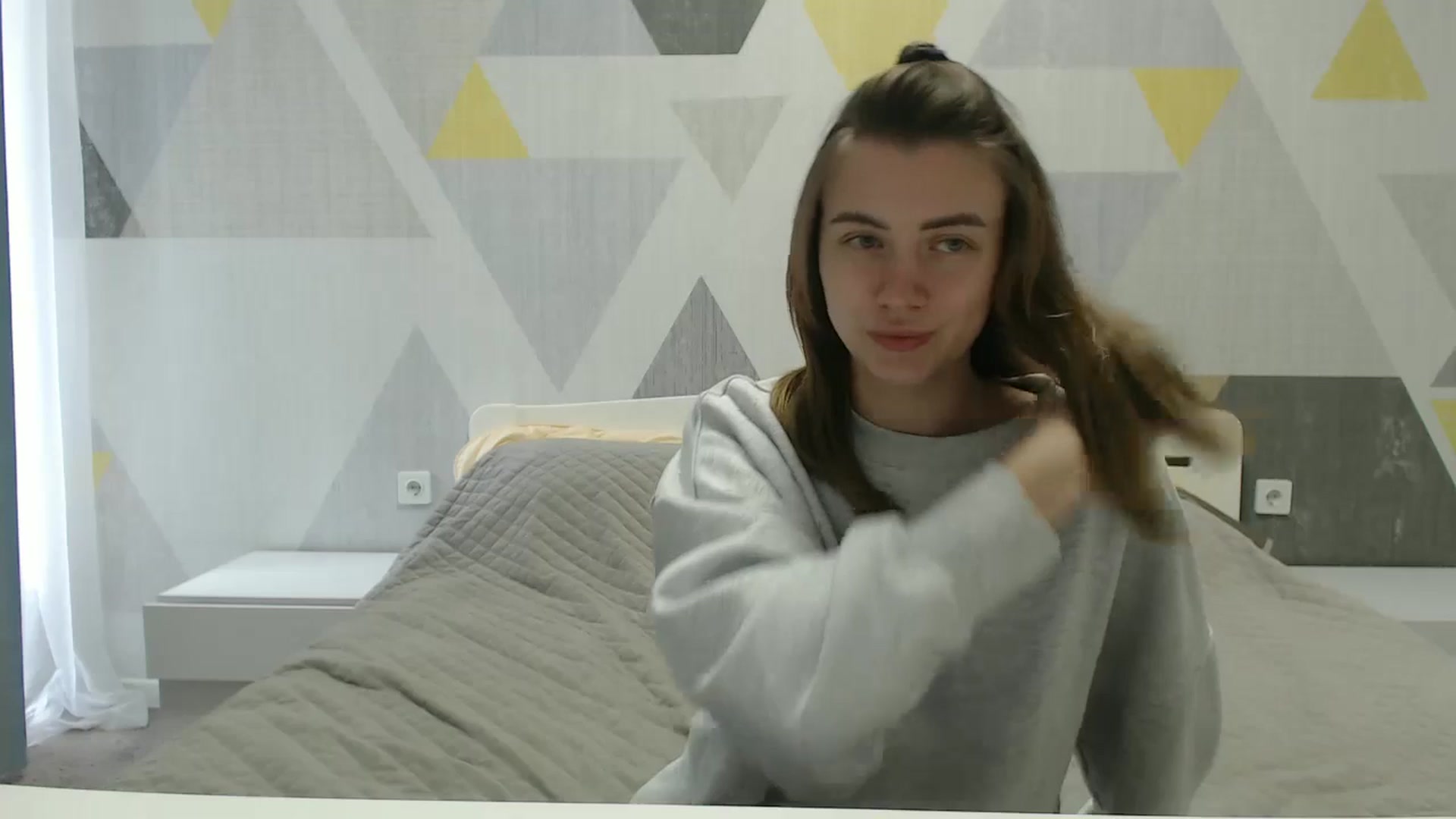 Gallery image thumbnail from Sulfate0's myfreecams stream on, 04/05/2025, 10:41 image 2 of 20