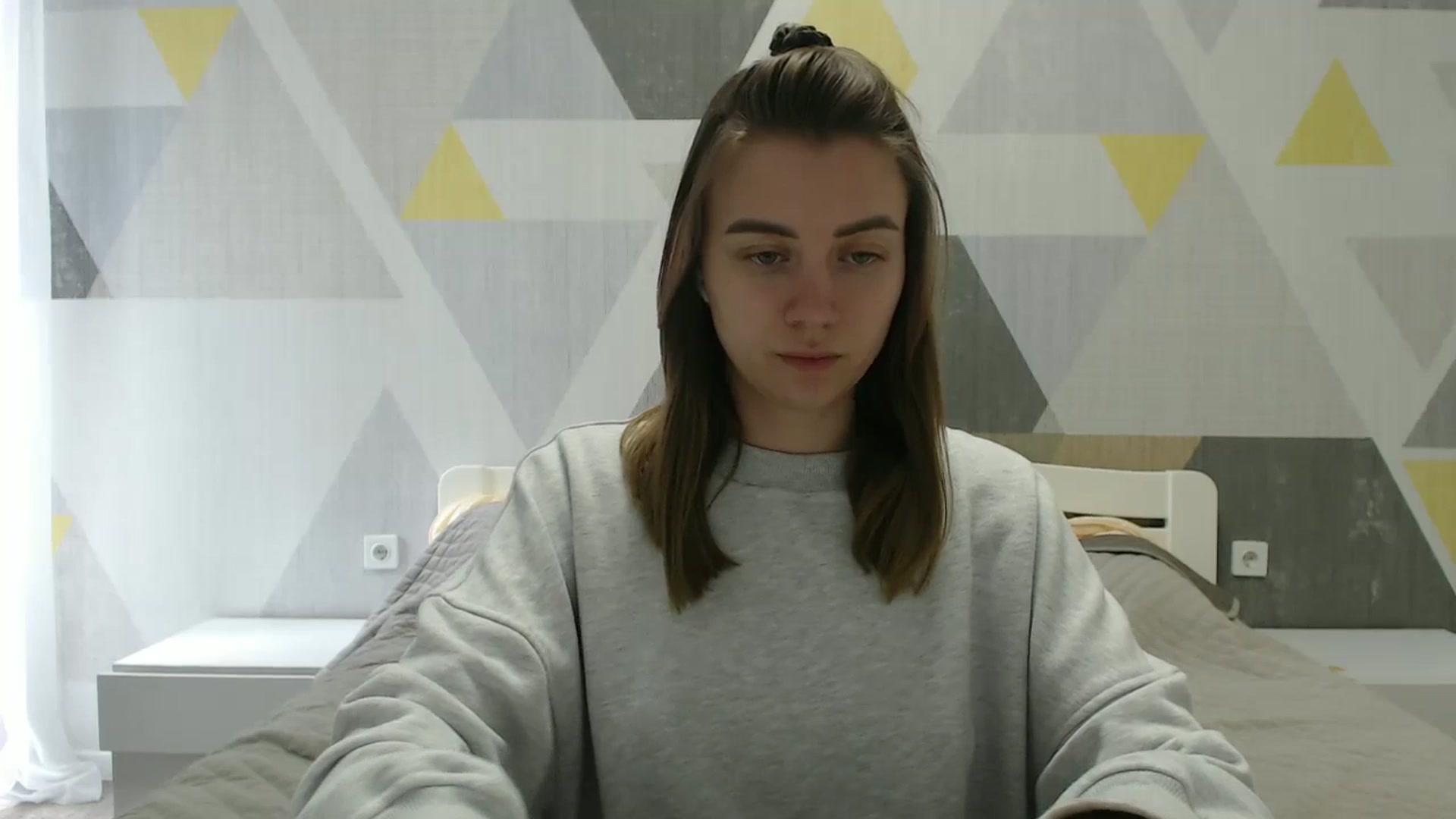 Gallery image thumbnail from Sulfate0's myfreecams stream on, 04/05/2025, 10:41 image 13 of 20