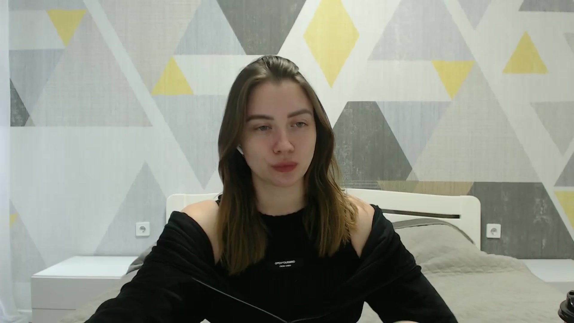 Gallery image thumbnail from Sulfate0's myfreecams stream on, 04/06/2025, 09:08 image 14 of 20