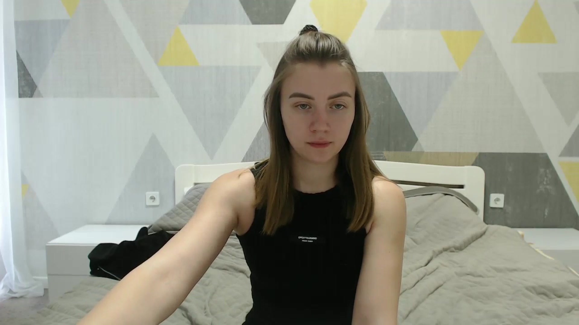 Gallery image thumbnail from Sulfate0's myfreecams stream on, 04/06/2025, 09:52 image 11 of 20