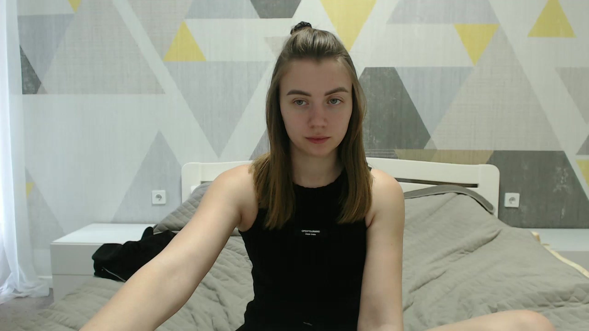 Gallery image thumbnail from Sulfate0's myfreecams stream on, 04/06/2025, 10:15 image 17 of 20