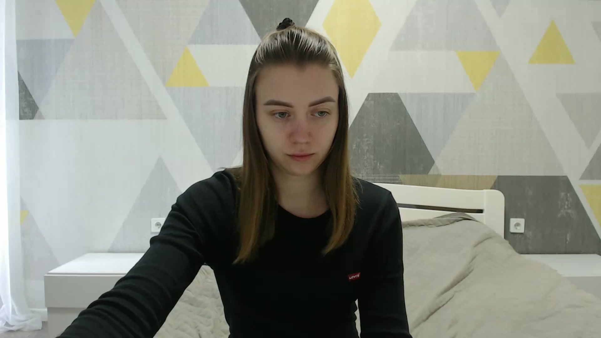 Gallery image thumbnail from Sulfate0's myfreecams stream on, 04/07/2025, 07:20 image 6 of 20