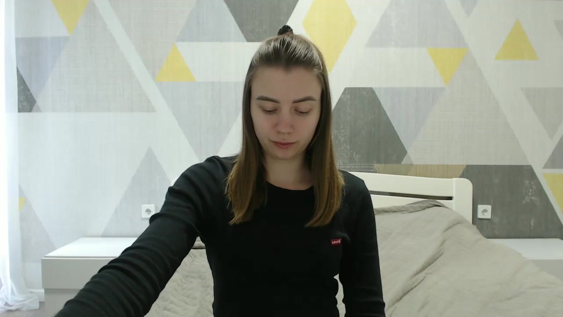 Gallery image thumbnail from Sulfate0's myfreecams stream on, 04/07/2025, 07:20 image 19 of 20