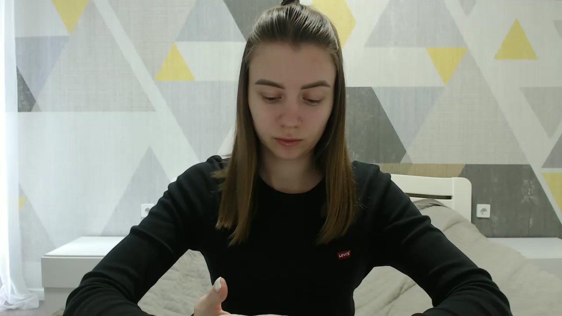 Gallery image thumbnail from Sulfate0's myfreecams stream on, 04/07/2025, 07:40 image 15 of 20