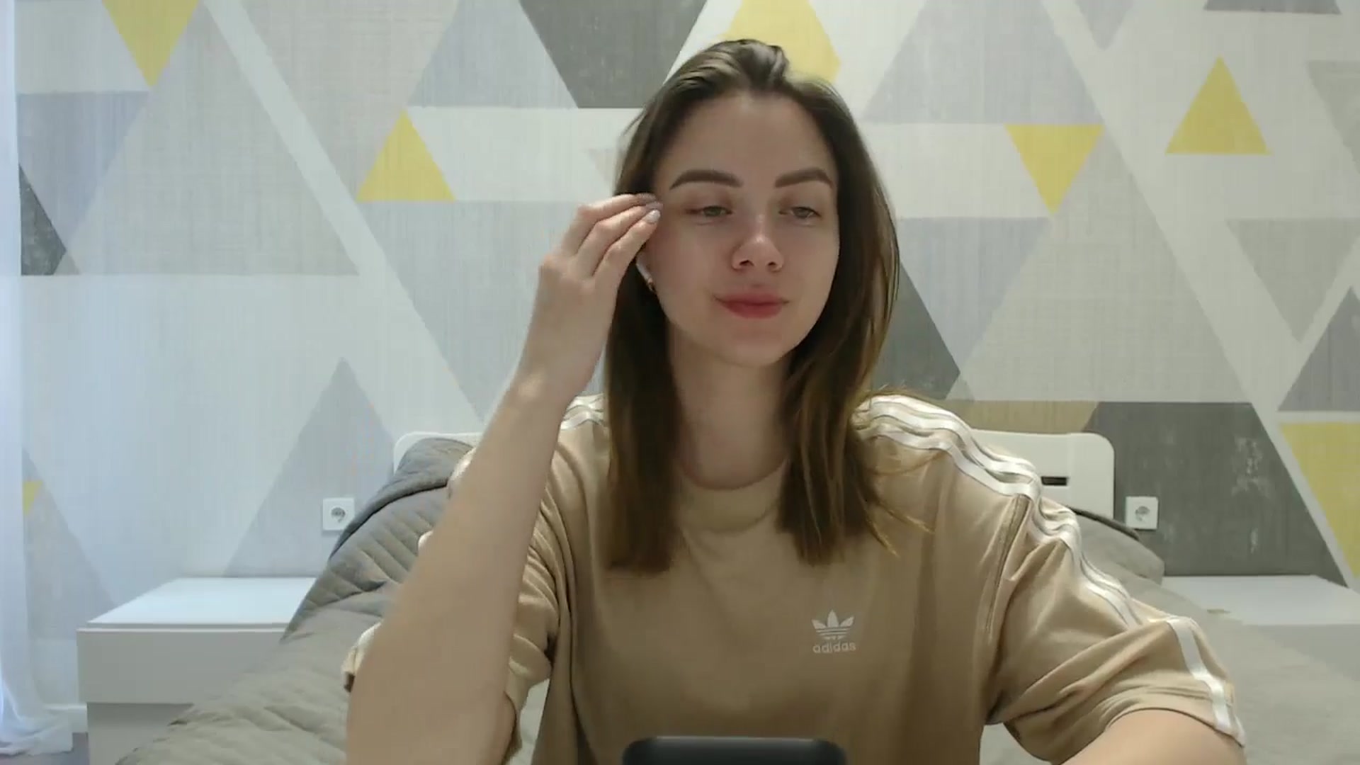Gallery image thumbnail from Sulfate0's myfreecams stream on, 04/08/2025, 07:11 image 8 of 20