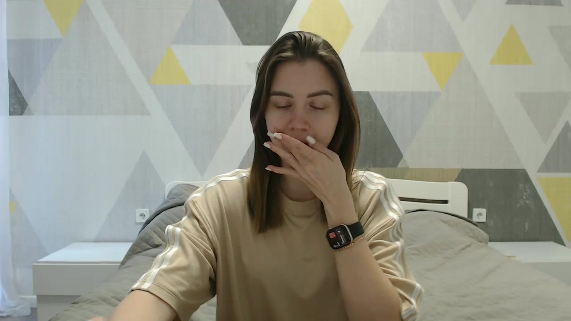 Gallery image thumbnail from Sulfate0's myfreecams stream on, 04/08/2025, 07:11 image 15 of 20