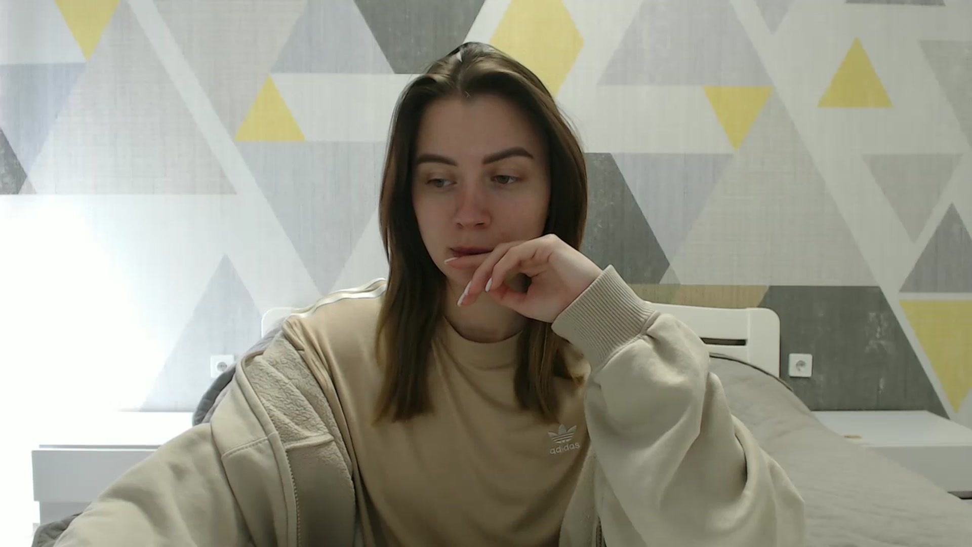 Gallery image thumbnail from Sulfate0's myfreecams stream on, 04/08/2025, 09:53 image 2 of 20