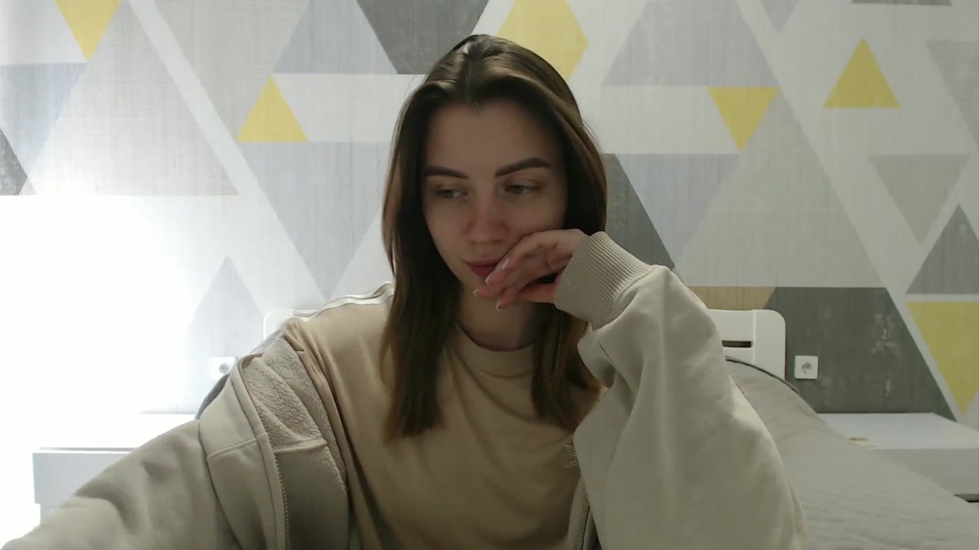 Gallery image thumbnail from Sulfate0's myfreecams stream on, 04/08/2025, 09:53 image 4 of 20