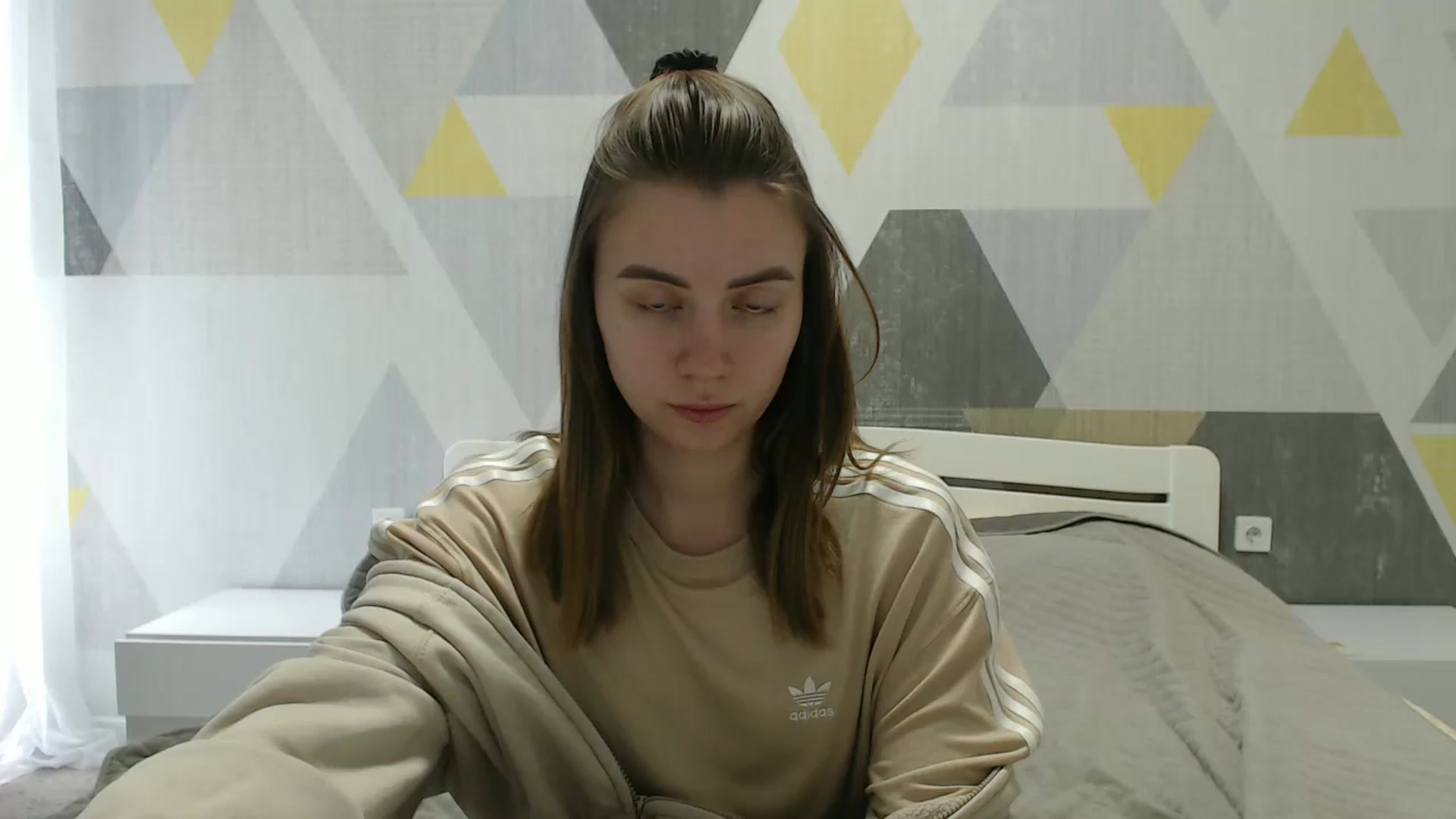 Gallery image thumbnail from Sulfate0's myfreecams stream on, 04/08/2025, 11:20 image 14 of 20