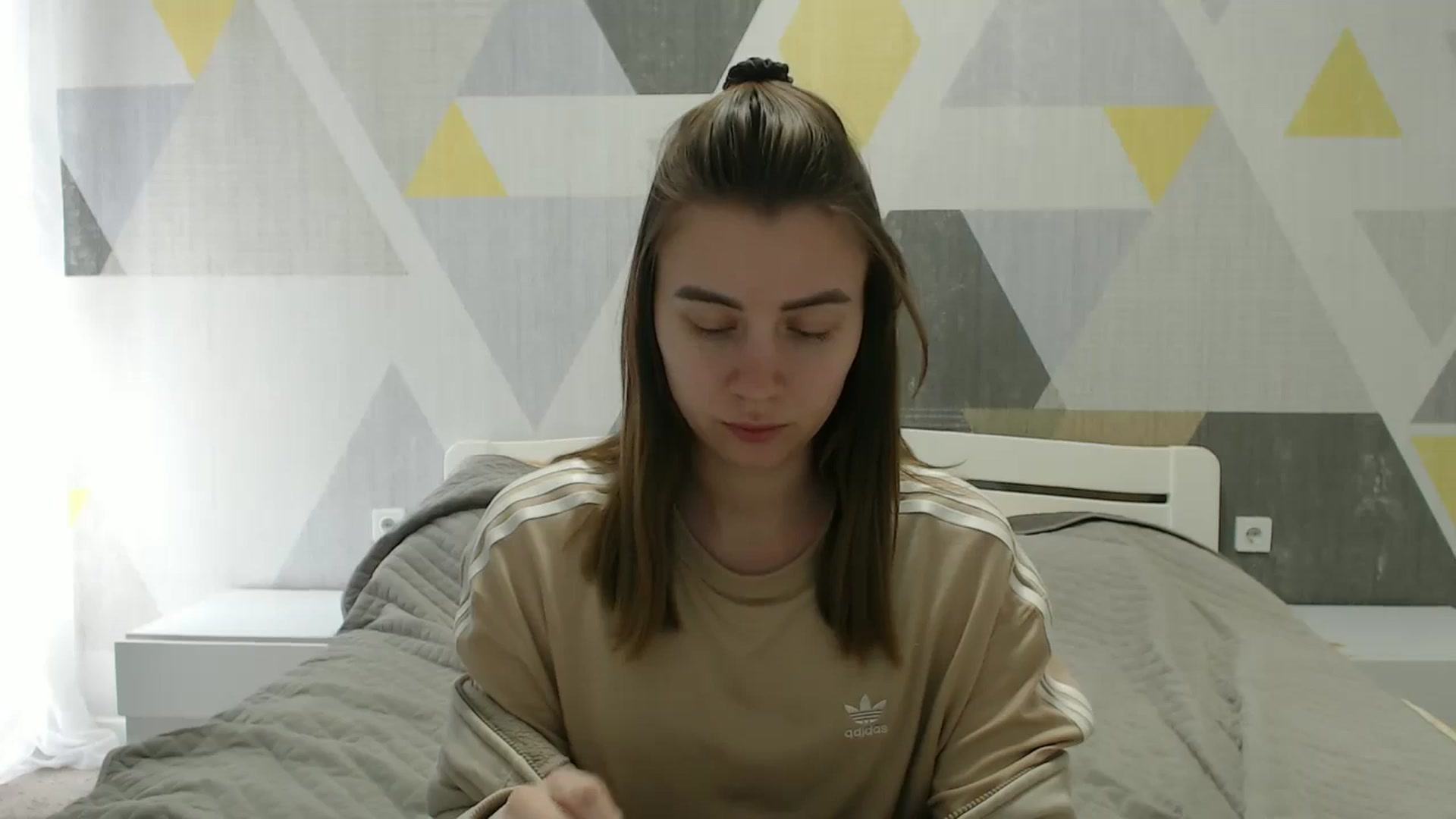 Gallery image thumbnail from Sulfate0's myfreecams stream on, 04/08/2025, 11:20 image 12 of 20