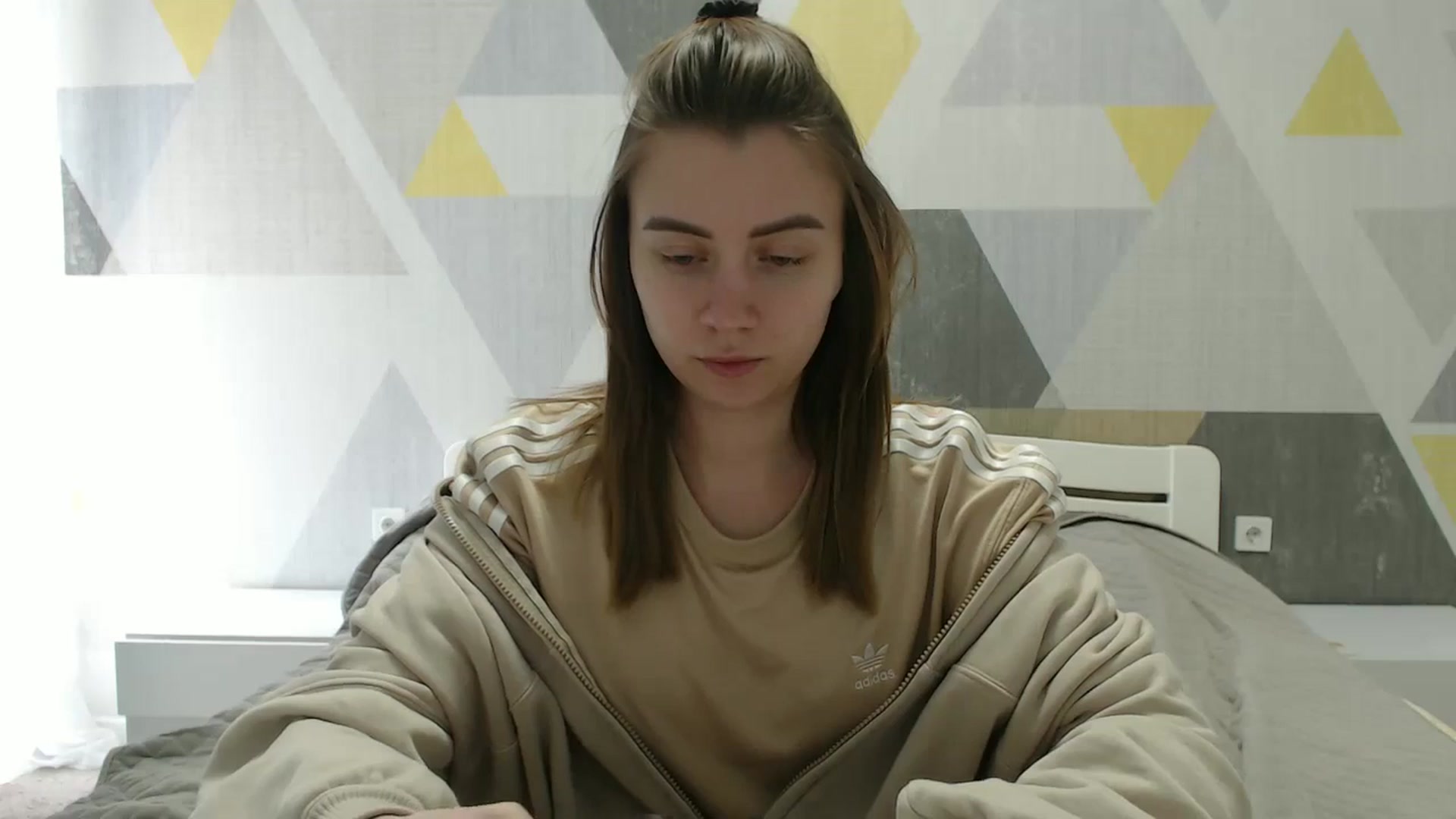 Gallery image thumbnail from Sulfate0's myfreecams stream on, 04/08/2025, 11:20 image 18 of 20