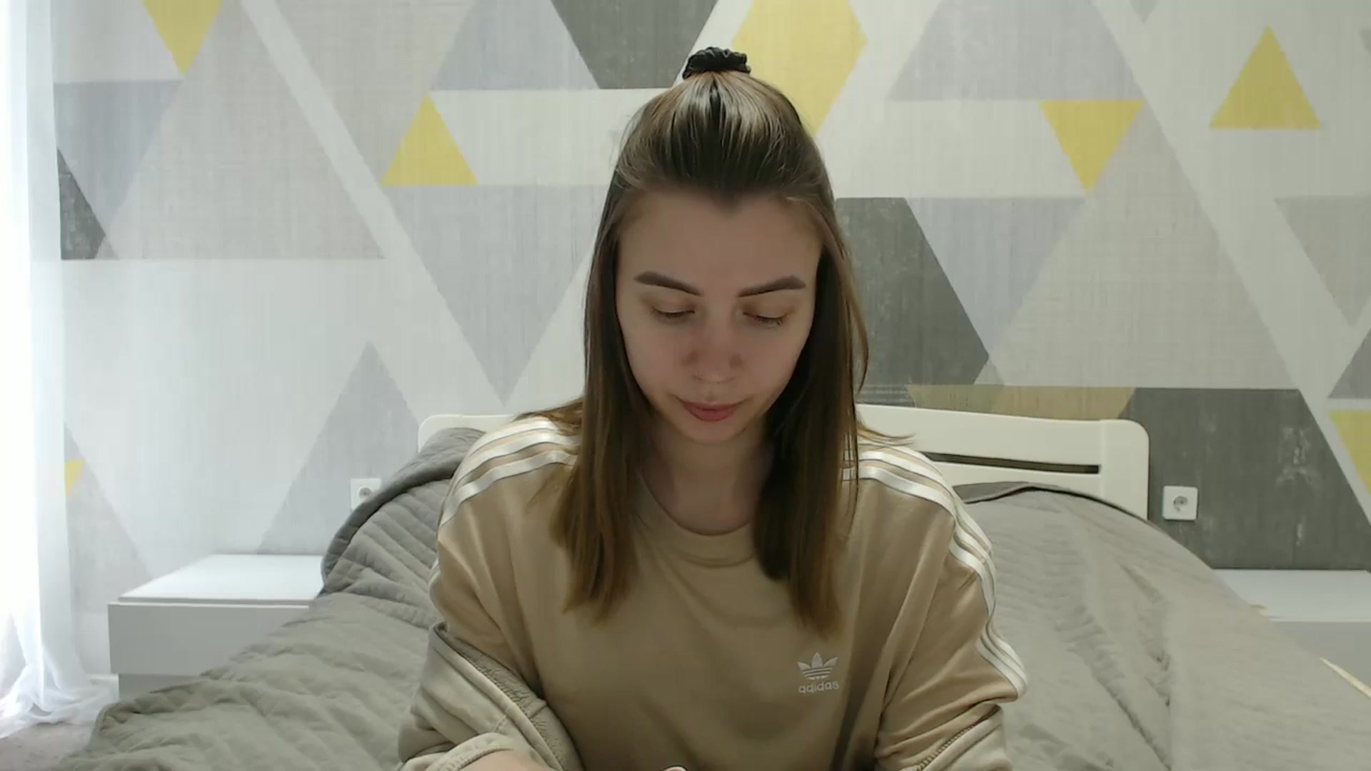 Gallery image thumbnail from Sulfate0's myfreecams stream on, 04/08/2025, 11:20 image 11 of 20