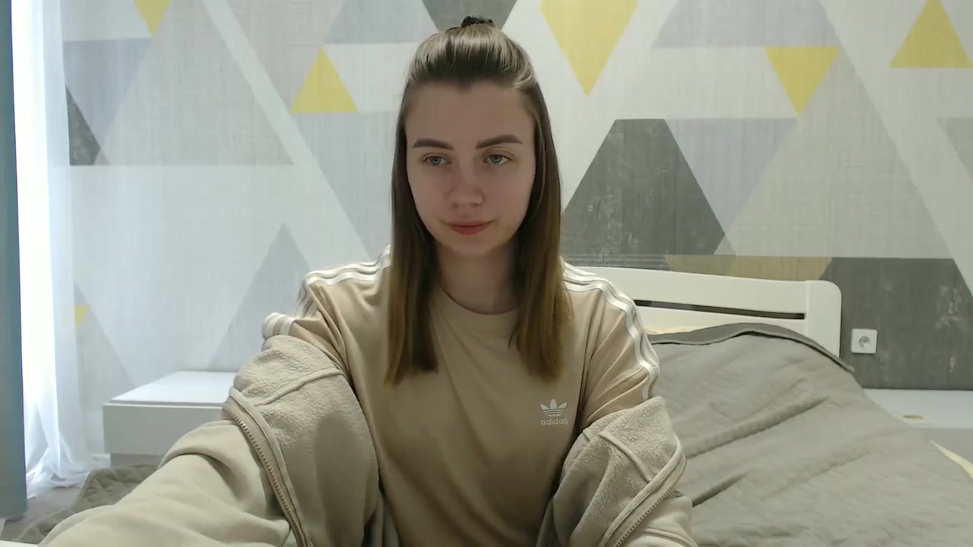 Gallery image thumbnail from Sulfate0's myfreecams stream on, 04/08/2025, 12:11 image 8 of 20