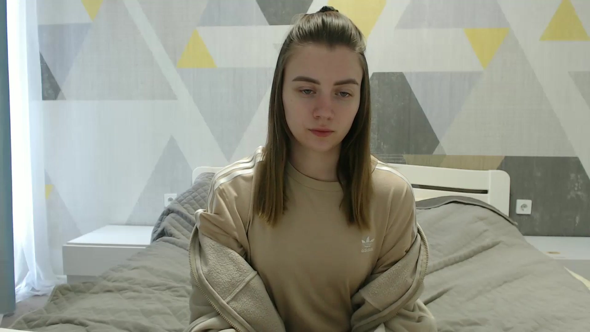 Gallery image thumbnail from Sulfate0's myfreecams stream on, 04/08/2025, 12:11 image 4 of 20