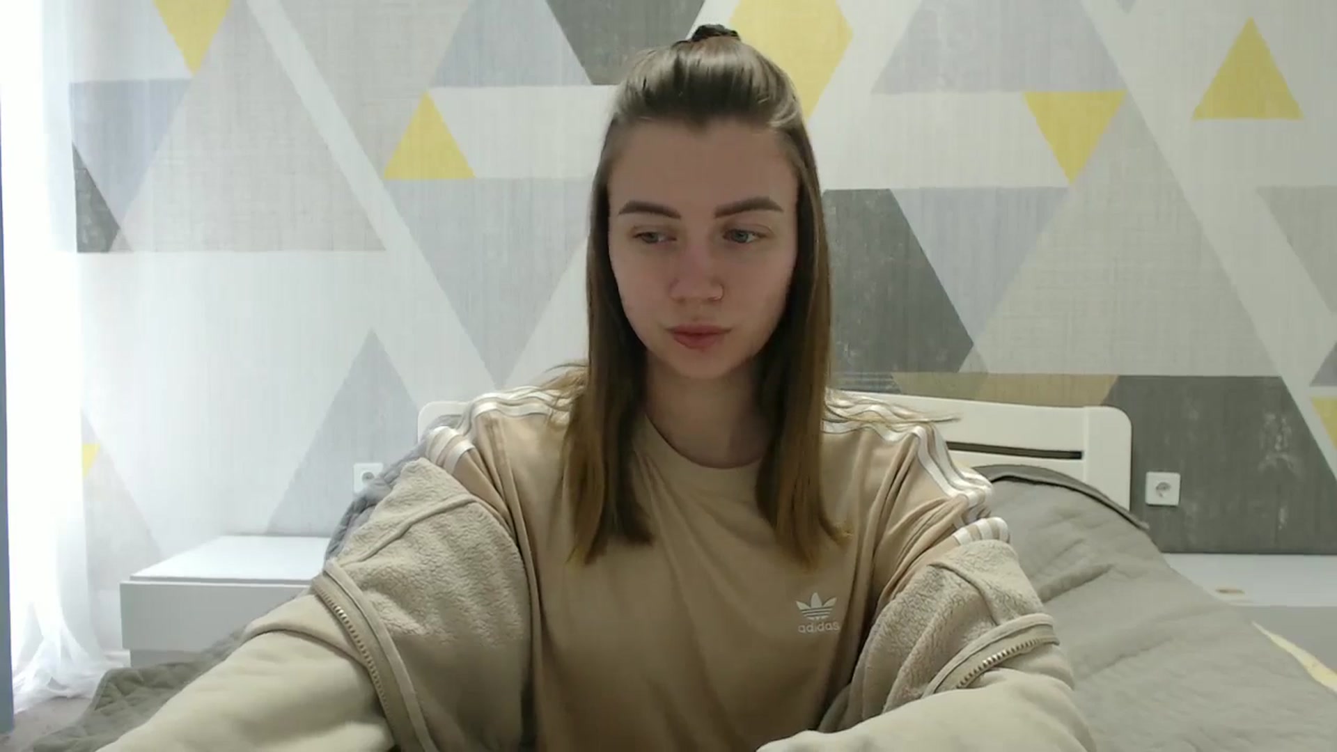 Gallery image thumbnail from Sulfate0's myfreecams stream on, 04/08/2025, 12:11 image 18 of 20