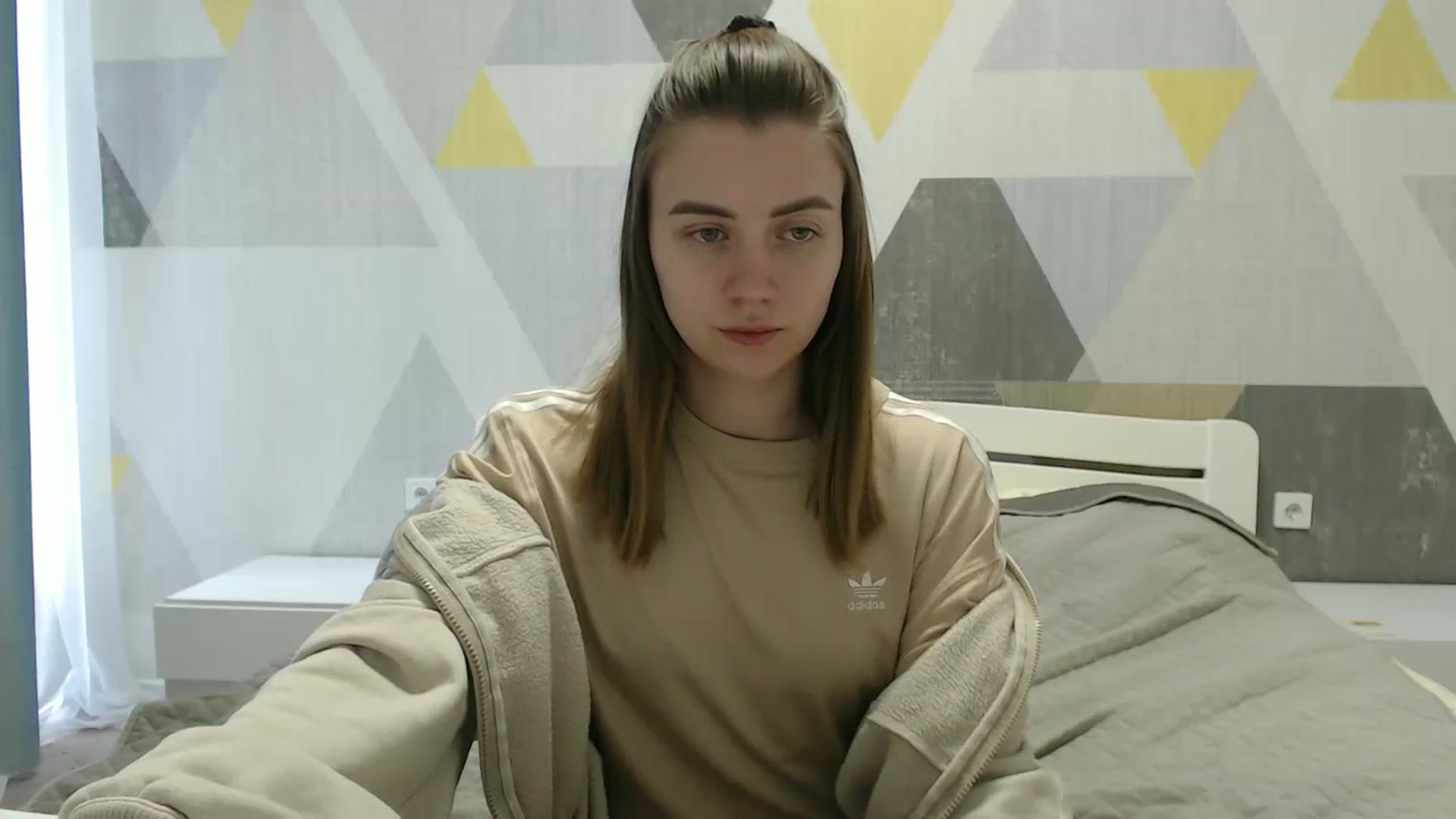 Gallery image thumbnail from Sulfate0's myfreecams stream on, 04/08/2025, 12:11 image 5 of 20