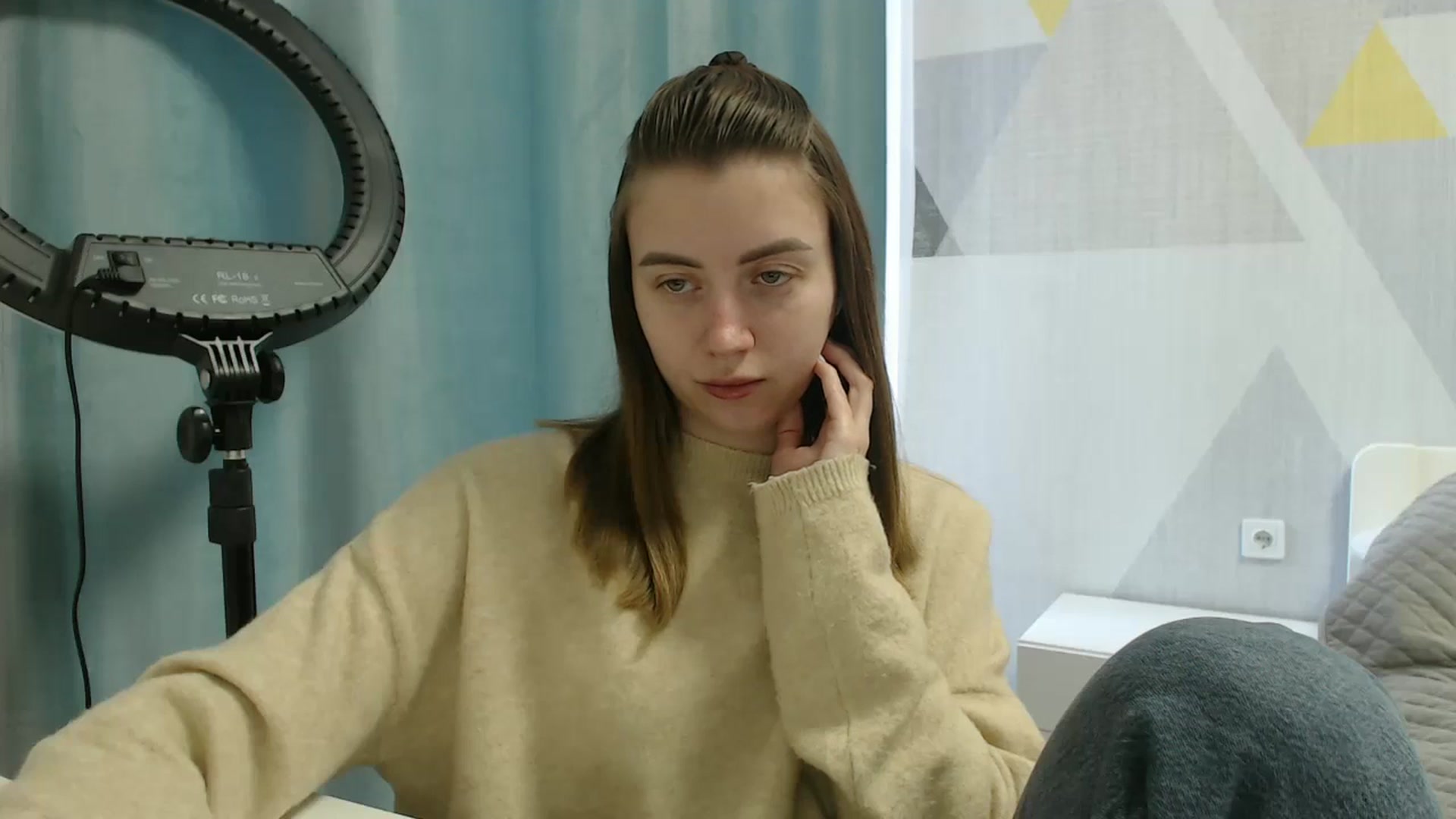 Gallery image thumbnail from Sulfate0's myfreecams stream on, 04/09/2025, 08:27 image 8 of 20