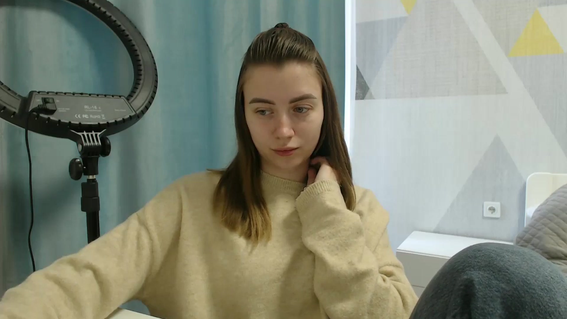 Gallery image thumbnail from Sulfate0's myfreecams stream on, 04/09/2025, 08:27 image 6 of 20