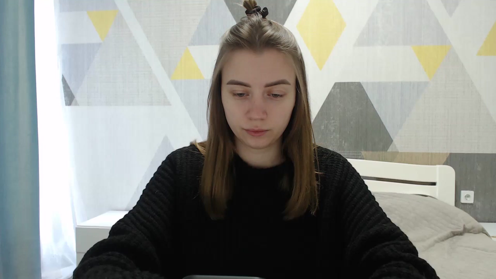 Gallery image thumbnail from Sulfate0's myfreecams stream on, 04/10/2025, 07:23 image 9 of 20