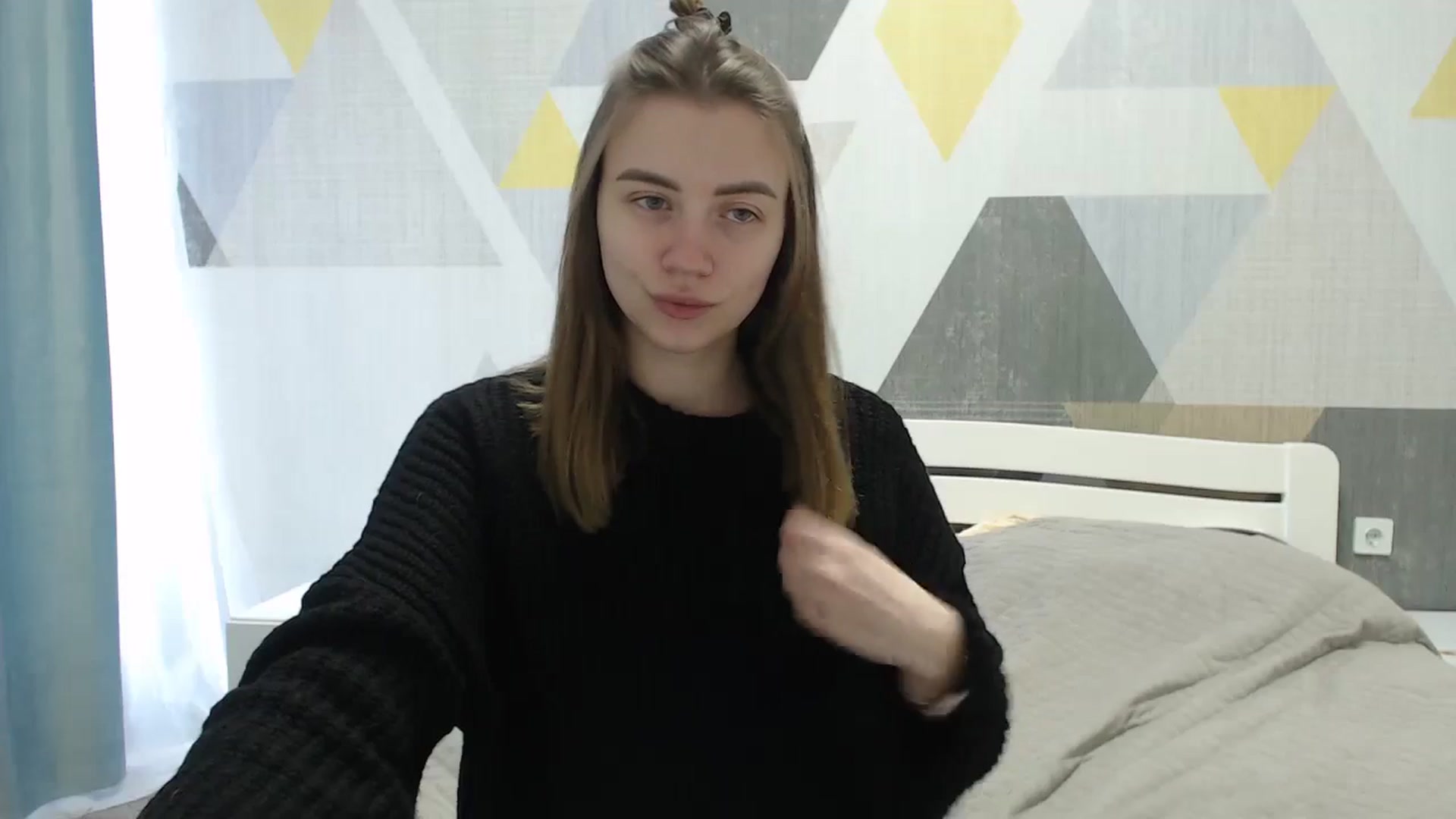 Gallery image thumbnail from Sulfate0's myfreecams stream on, 04/10/2025, 07:23 image 15 of 20