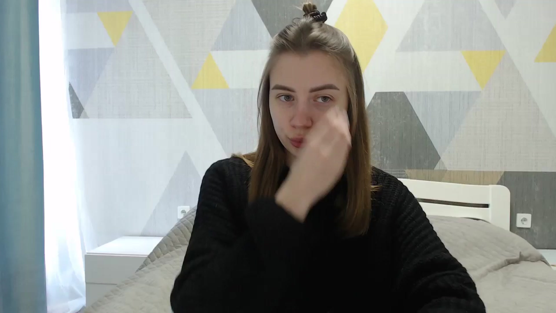 Gallery image thumbnail from Sulfate0's myfreecams stream on, 04/10/2025, 07:23 image 2 of 20