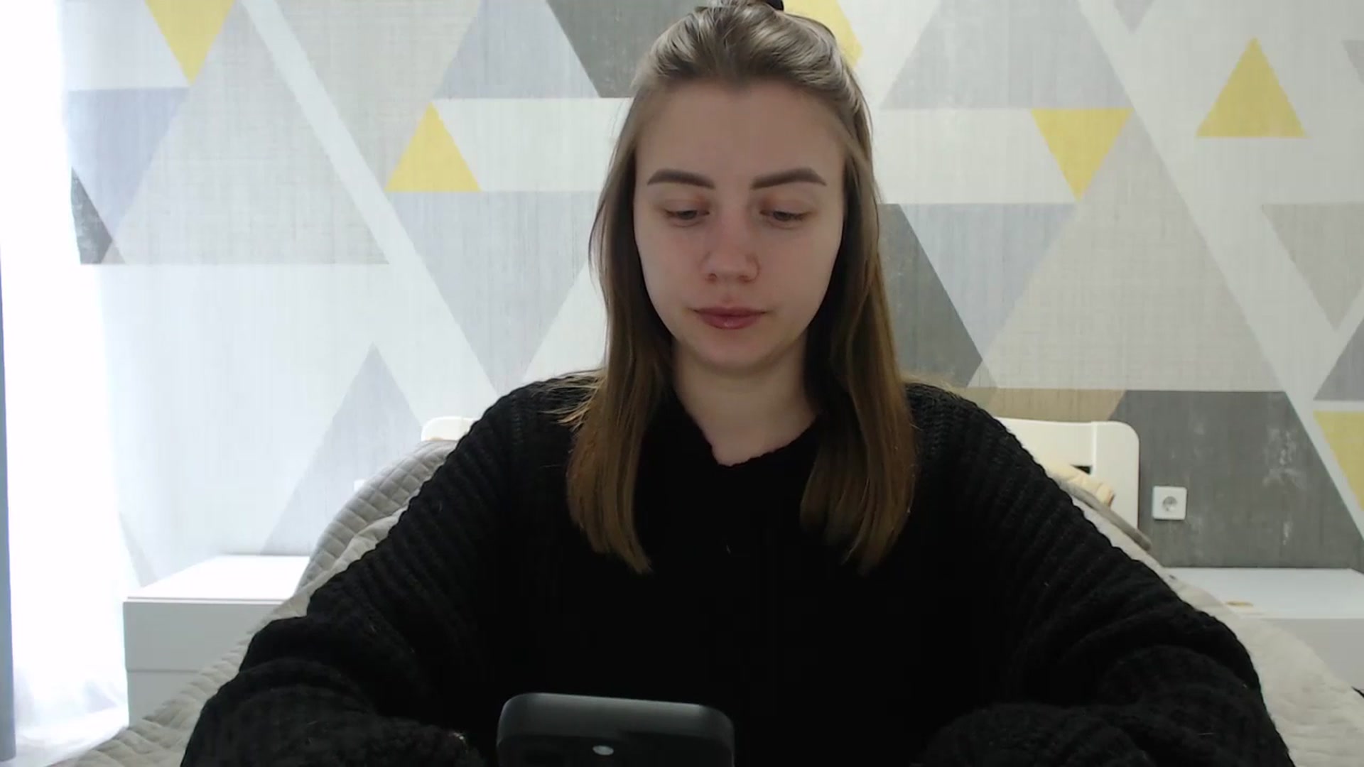 Gallery image thumbnail from Sulfate0's myfreecams stream on, 04/10/2025, 09:33 image 8 of 20