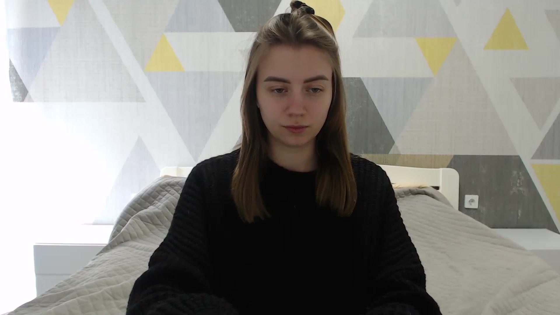 Gallery image thumbnail from Sulfate0's myfreecams stream on, 04/10/2025, 09:51 image 6 of 20