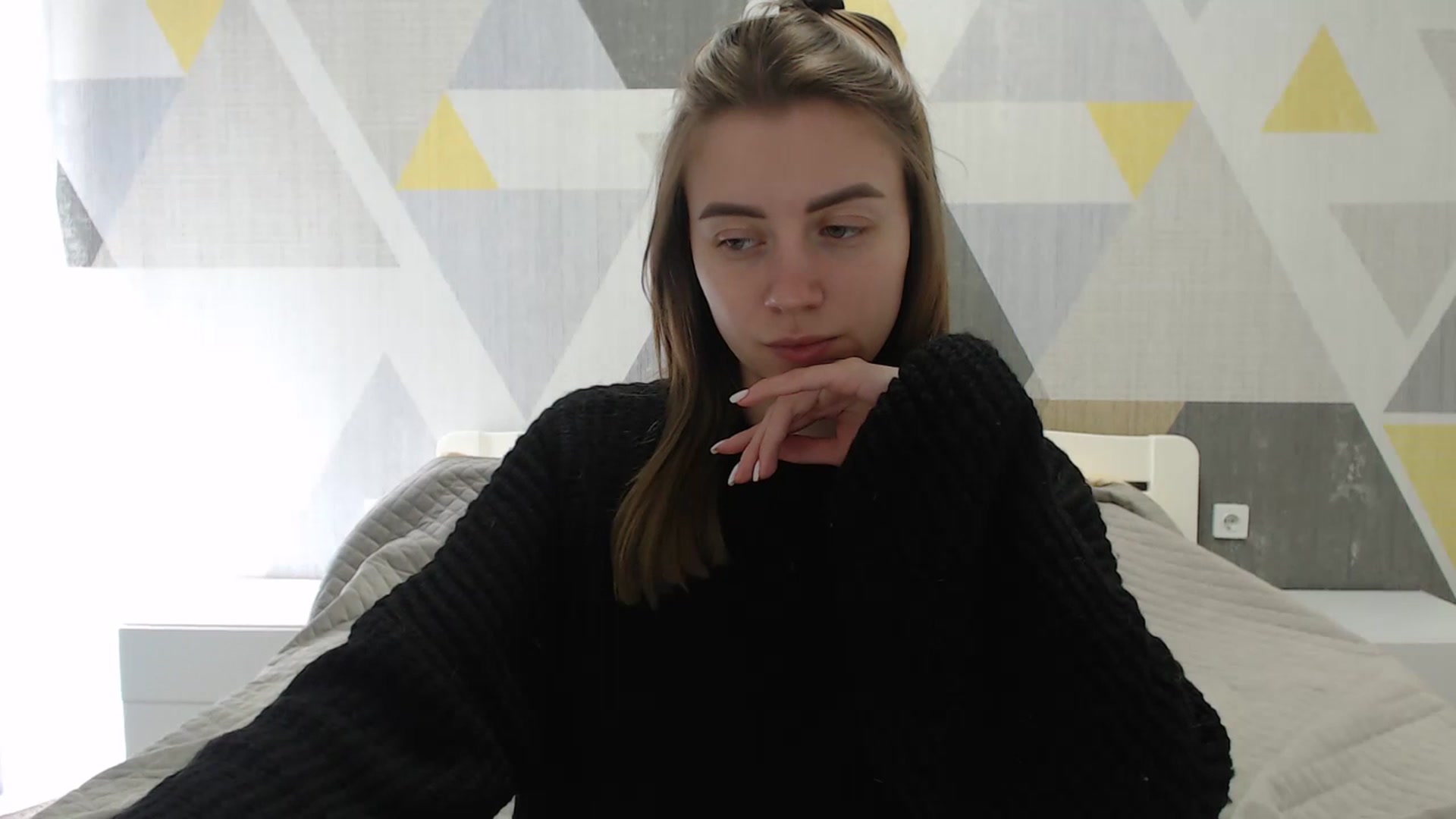 Gallery image thumbnail from Sulfate0's myfreecams stream on, 04/10/2025, 09:51 image 9 of 20