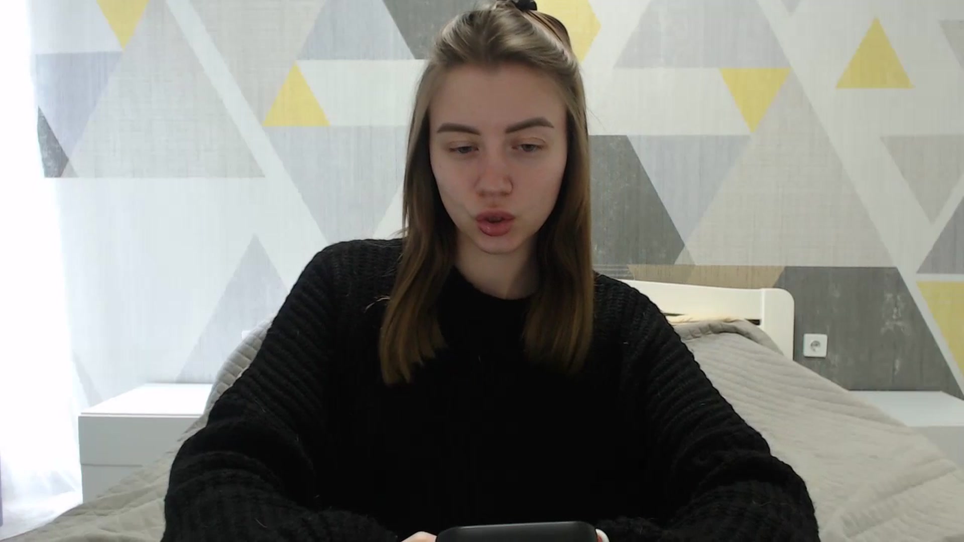 Gallery image thumbnail from Sulfate0's myfreecams stream on, 04/10/2025, 09:51 image 17 of 20