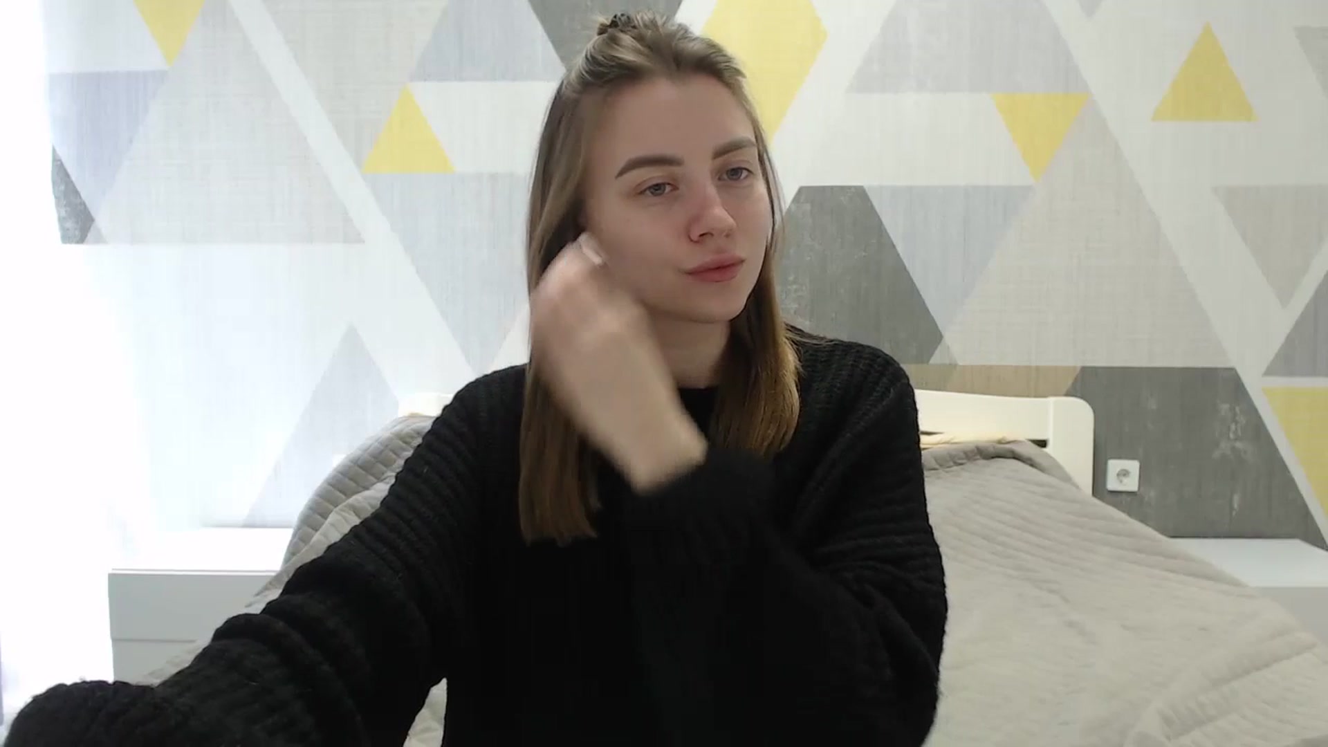Gallery image thumbnail from Sulfate0's myfreecams stream on, 04/10/2025, 09:51 image 8 of 20