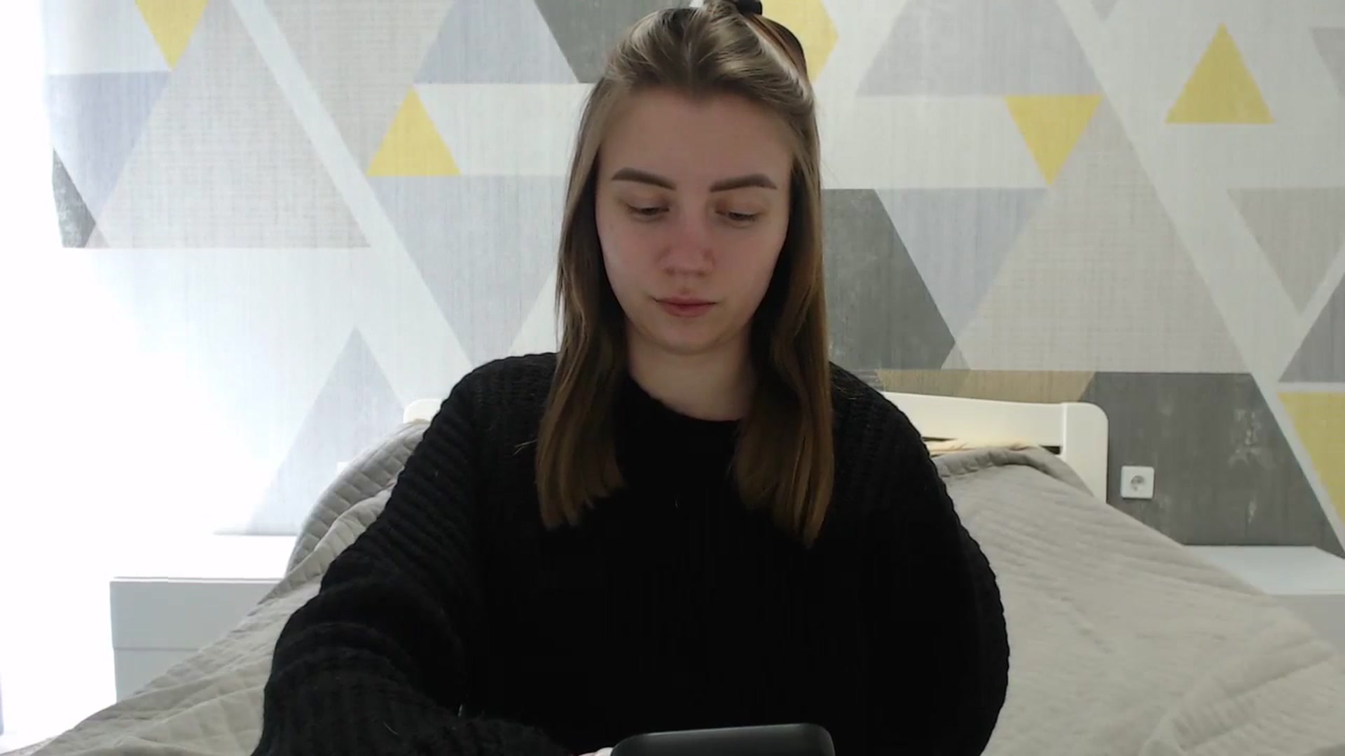 Gallery image thumbnail from Sulfate0's myfreecams stream on, 04/10/2025, 09:51 image 18 of 20