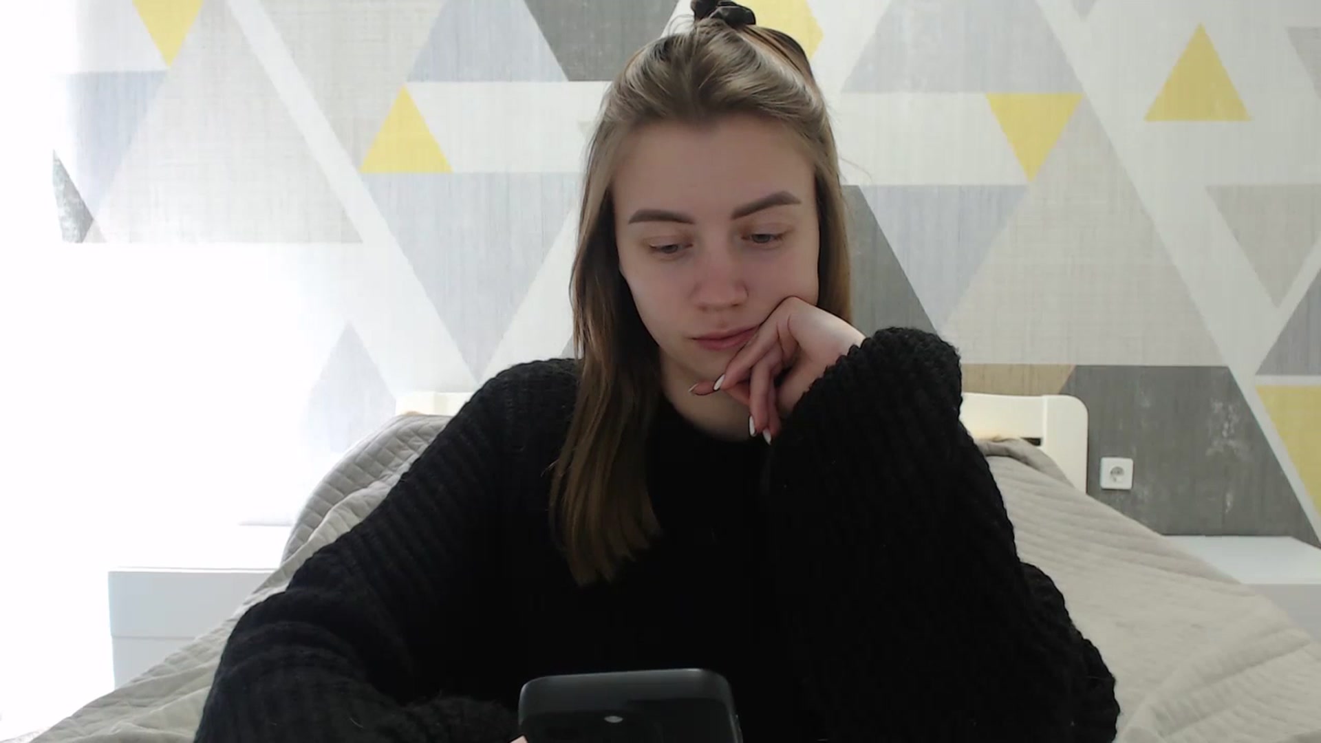Gallery image thumbnail from Sulfate0's myfreecams stream on, 04/10/2025, 09:51 image 14 of 20