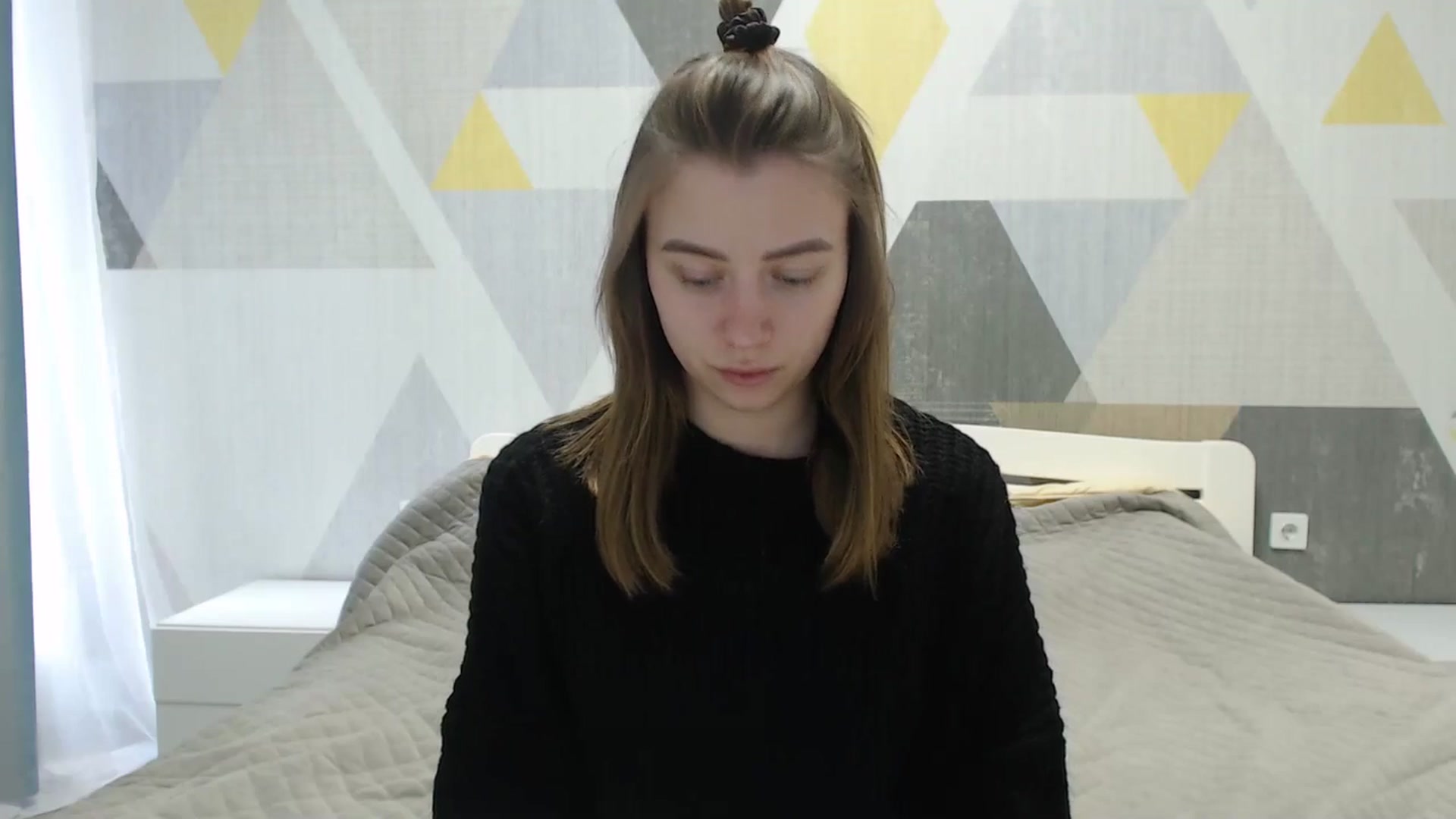 Gallery image thumbnail from Sulfate0's myfreecams stream on, 04/10/2025, 10:25 image 15 of 20