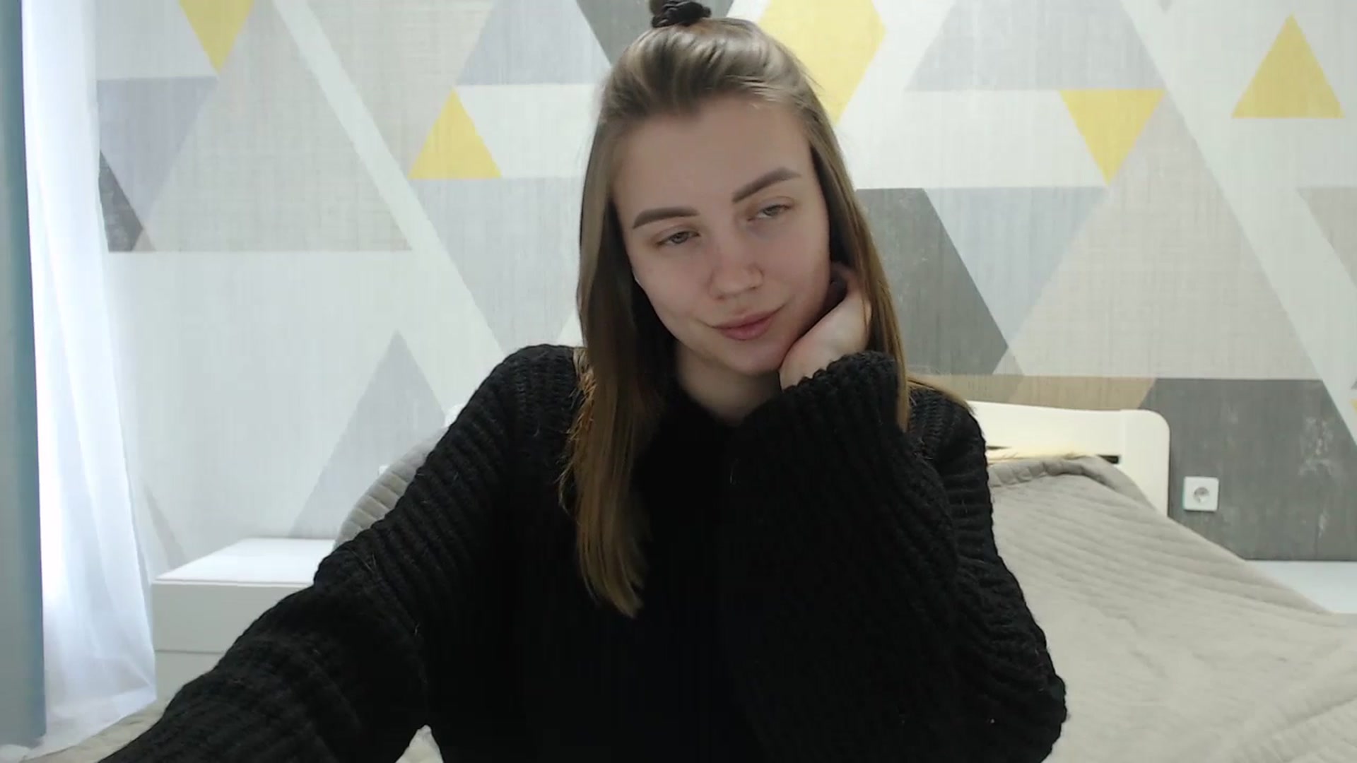 Gallery image thumbnail from Sulfate0's myfreecams stream on, 04/10/2025, 10:42 image 14 of 20