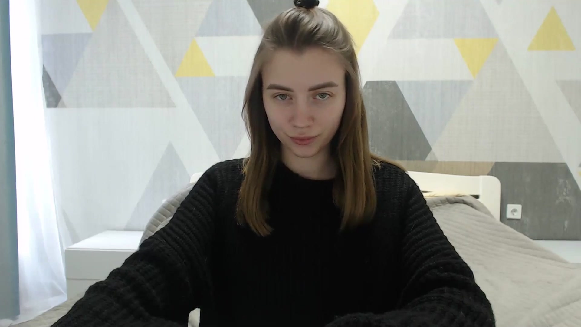 Gallery image thumbnail from Sulfate0's myfreecams stream on, 04/10/2025, 10:42 image 18 of 20