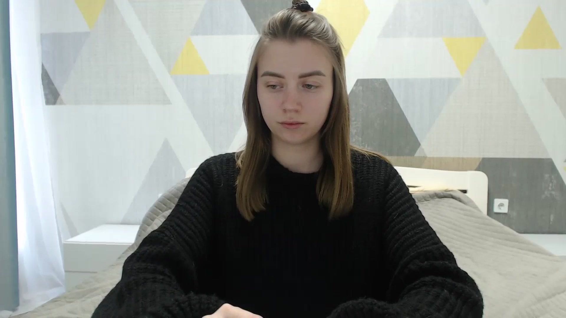 Gallery image thumbnail from Sulfate0's myfreecams stream on, 04/10/2025, 10:42 image 13 of 20