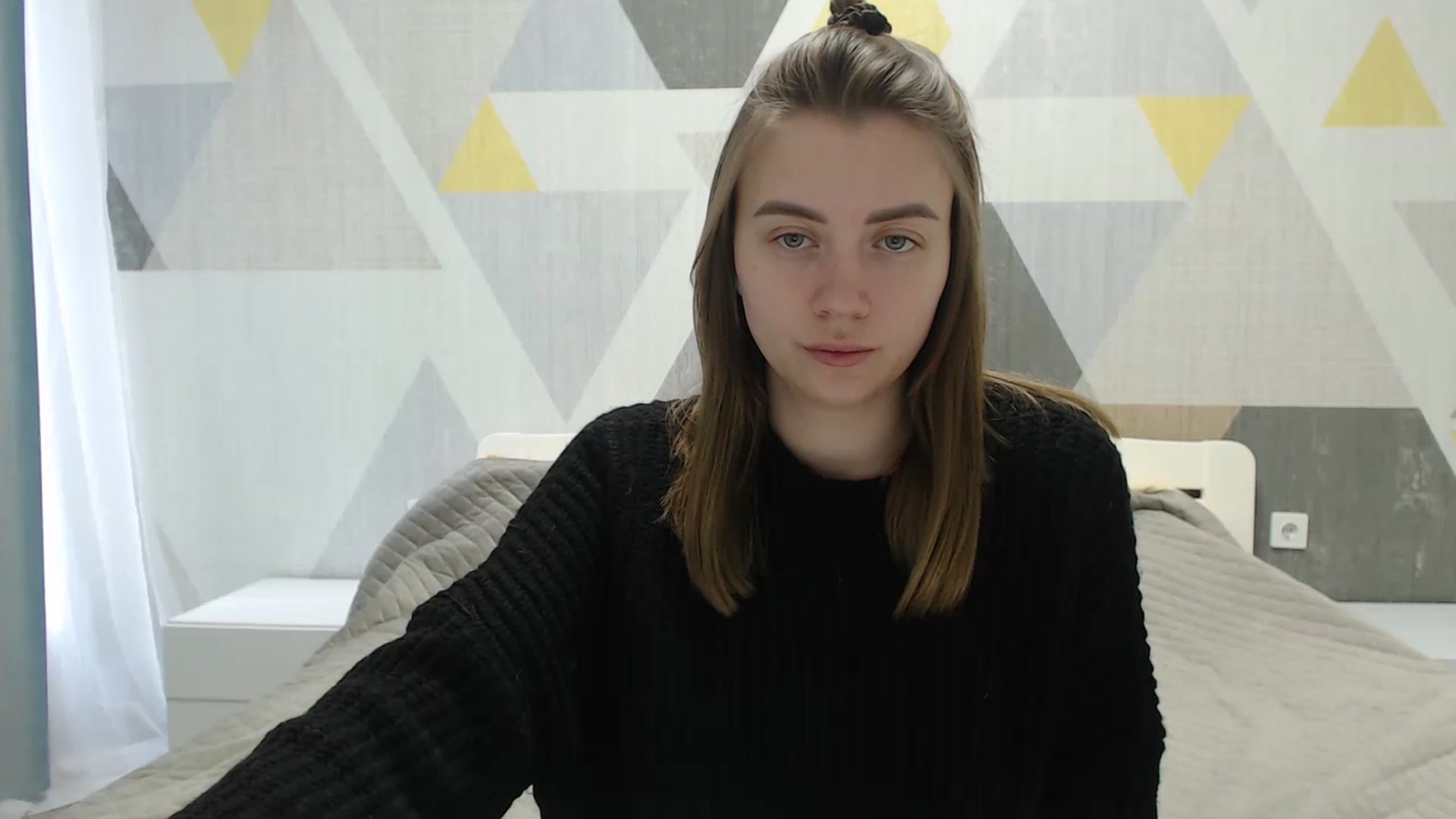 Gallery image thumbnail from Sulfate0's myfreecams stream on, 04/10/2025, 10:42 image 10 of 20