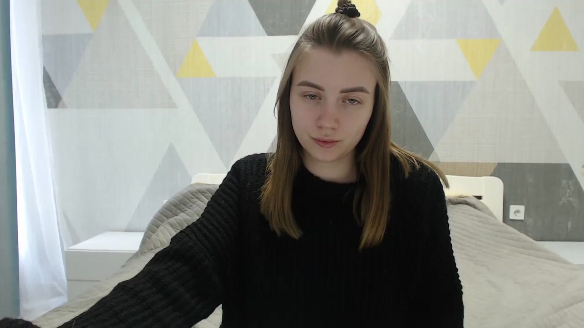 Gallery image thumbnail from Sulfate0's myfreecams stream on, 04/10/2025, 10:42 image 6 of 20
