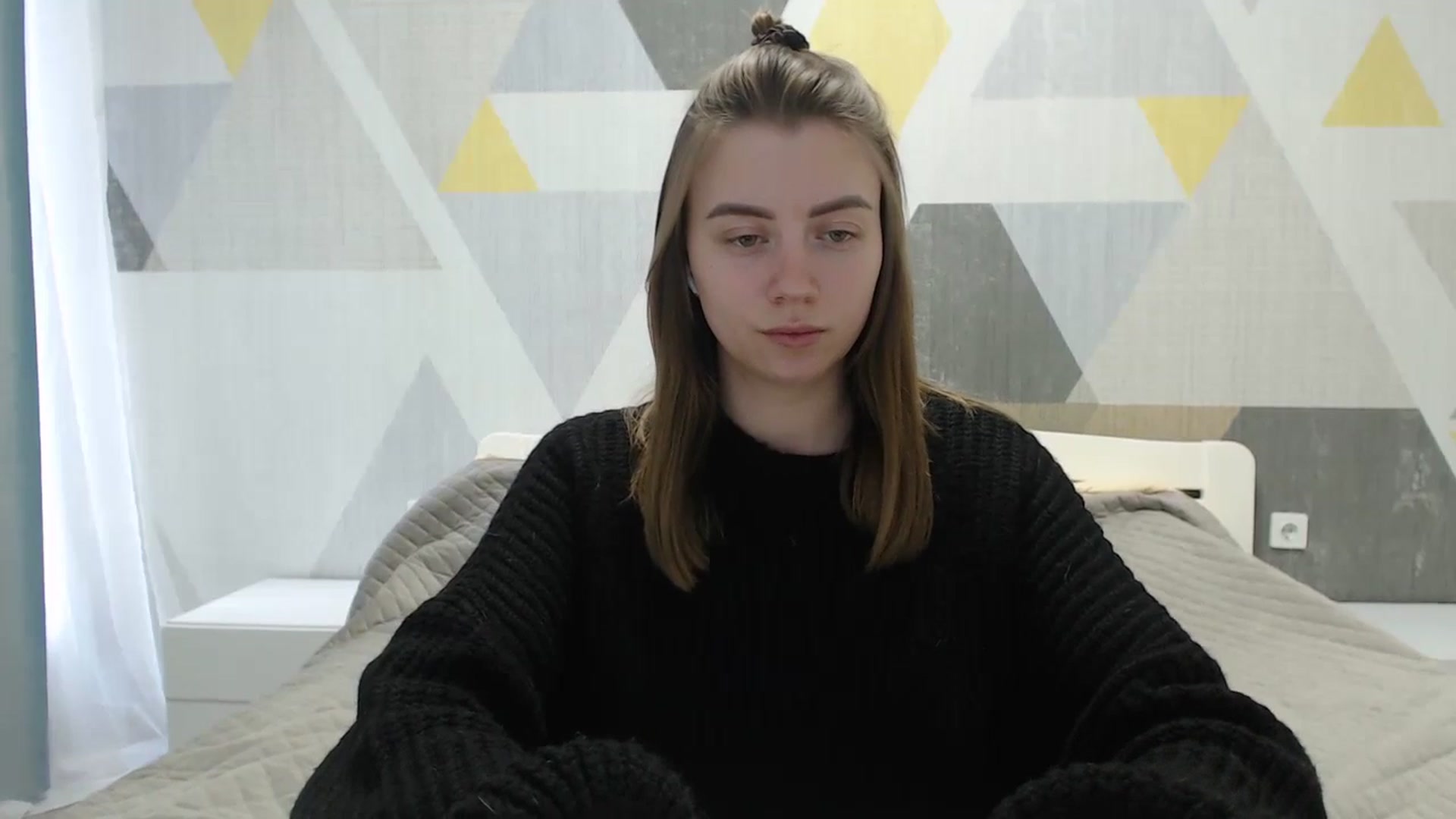 Gallery image thumbnail from Sulfate0's myfreecams stream on, 04/10/2025, 10:42 image 11 of 20