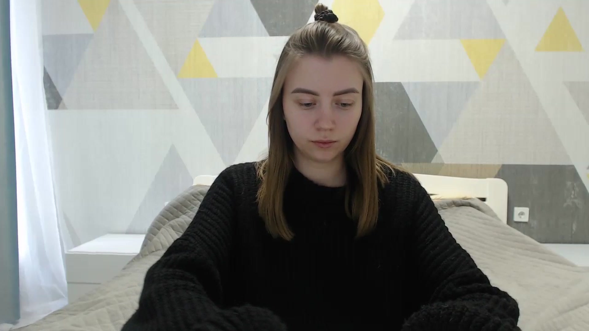 Gallery image thumbnail from Sulfate0's myfreecams stream on, 04/10/2025, 10:42 image 8 of 20