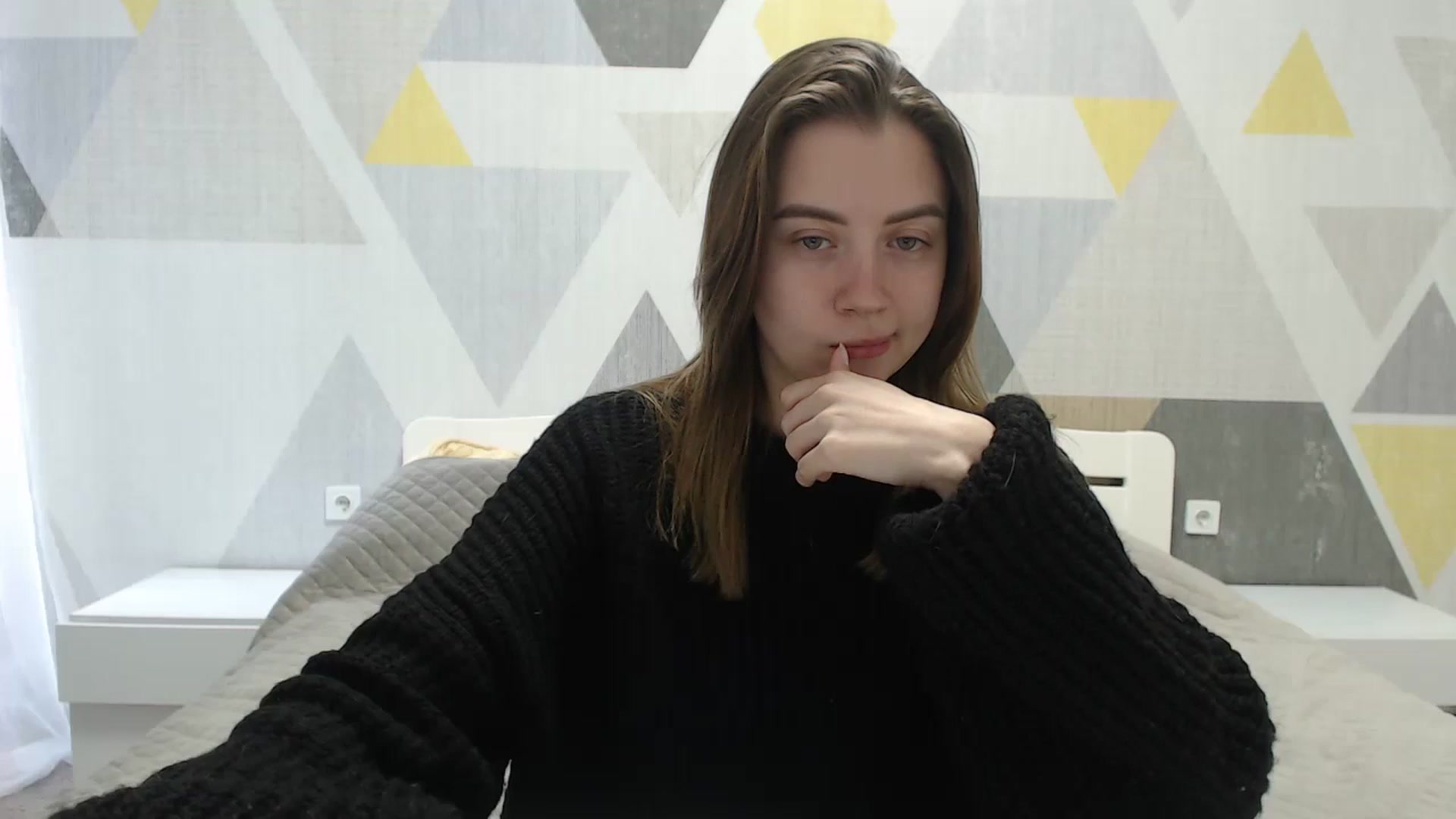 Gallery image thumbnail from Sulfate0's myfreecams stream on, 04/11/2025, 07:23 image 12 of 20