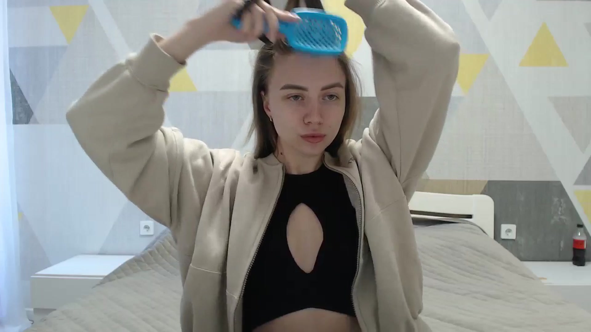 Gallery image thumbnail from Sulfate0's myfreecams stream on, 04/14/2025, 07:50 image 14 of 20