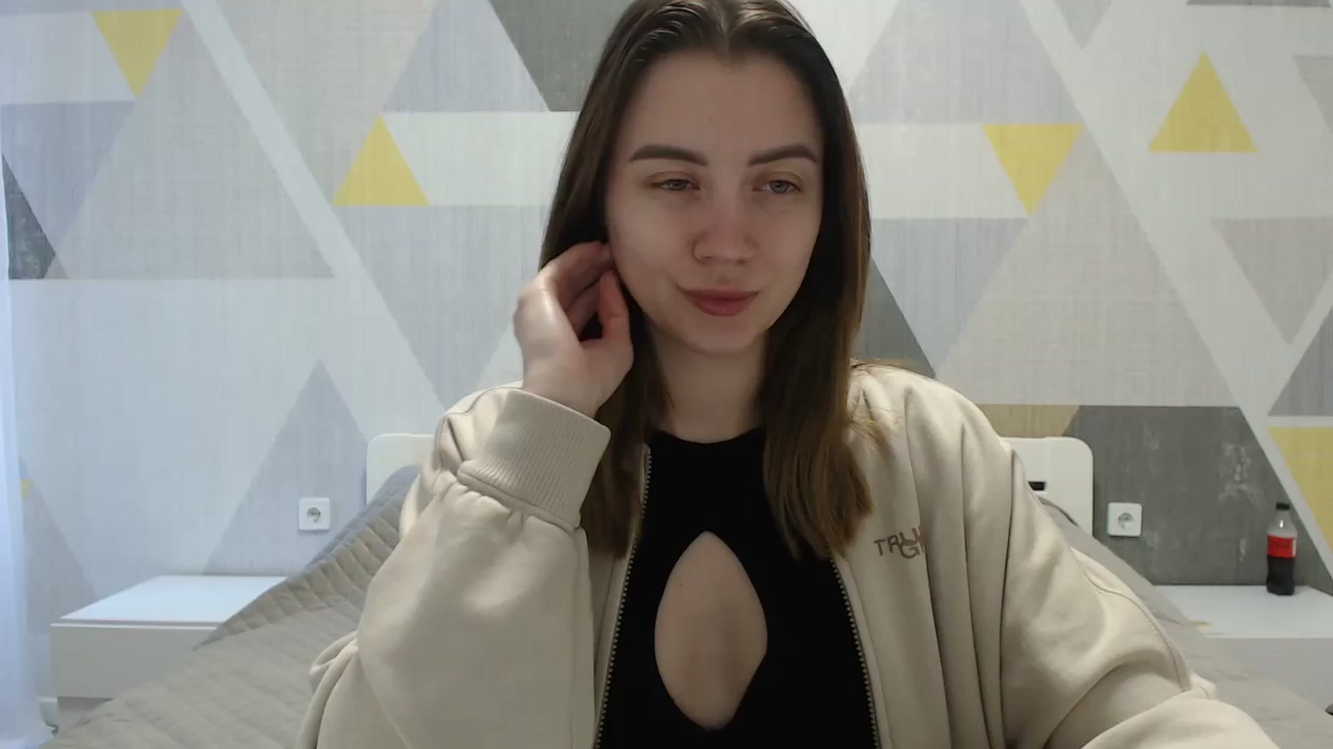 Gallery image thumbnail from Sulfate0's myfreecams stream on, 04/14/2025, 07:50 image 12 of 20